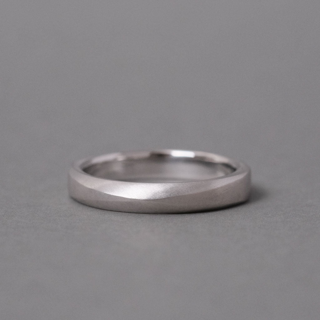 BRIDAL RING［Reflection Pt900/K18YG］結婚指輪
