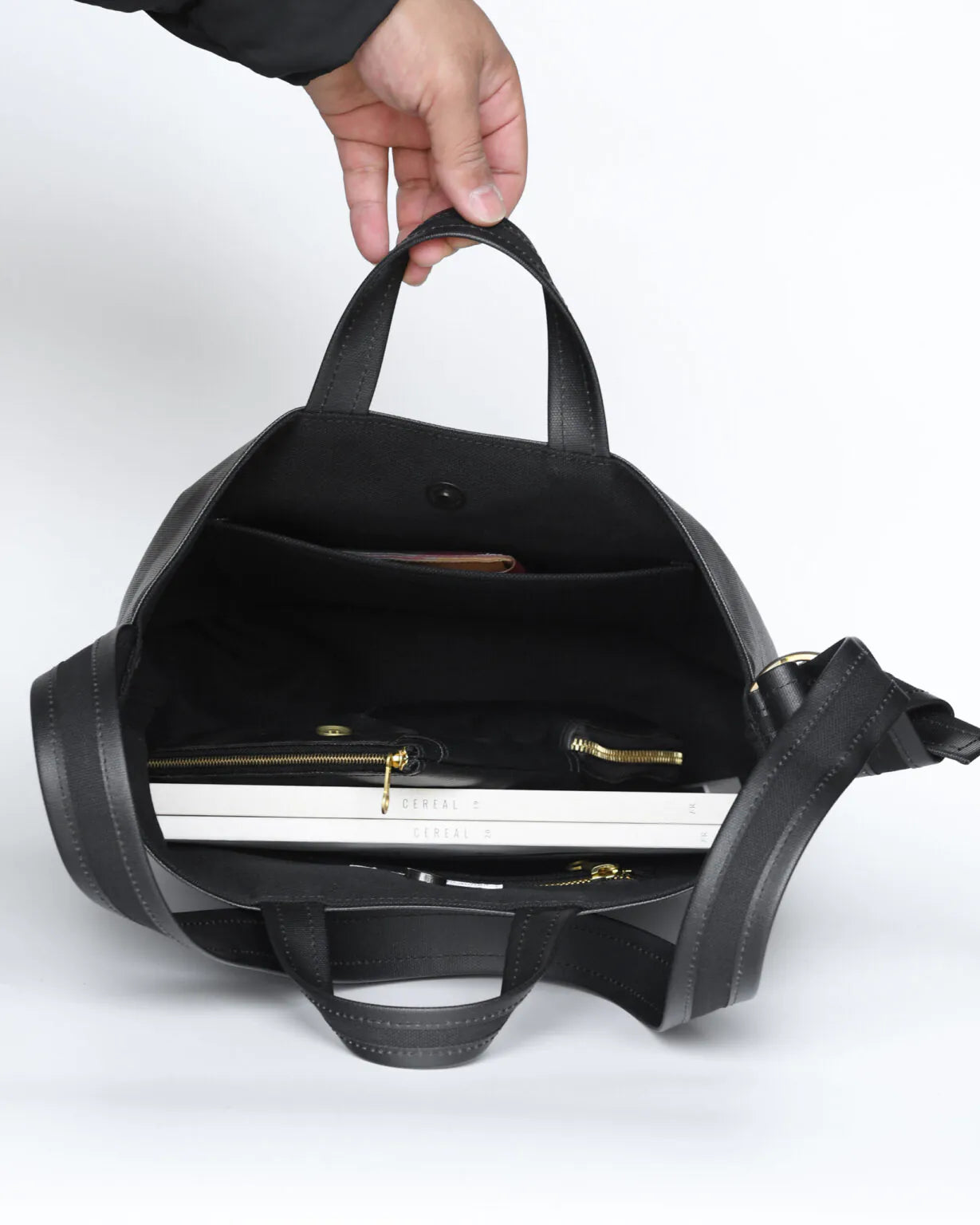 PROOF OF GUILD - Oval 2way Bag M Black