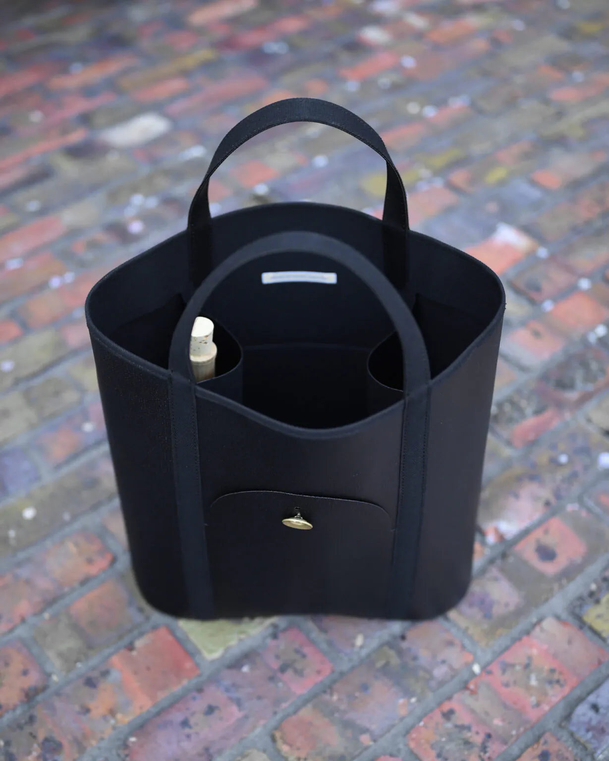 PROOF OF GUILD - Oval Stand Tote Black