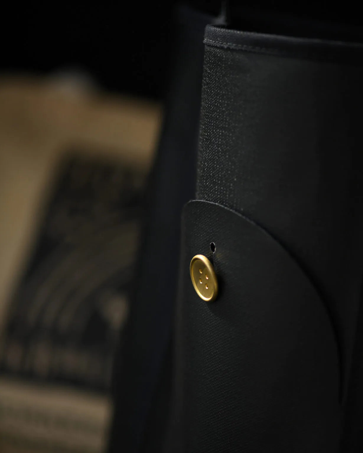 PROOF OF GUILD - Oval Stand Tote Black