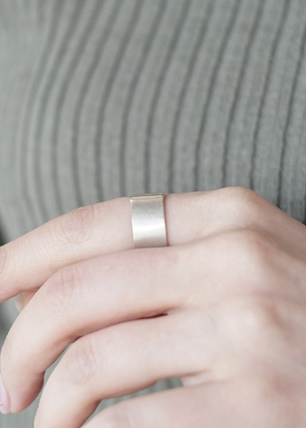 〈SIDE〉straight line ring - thin リング