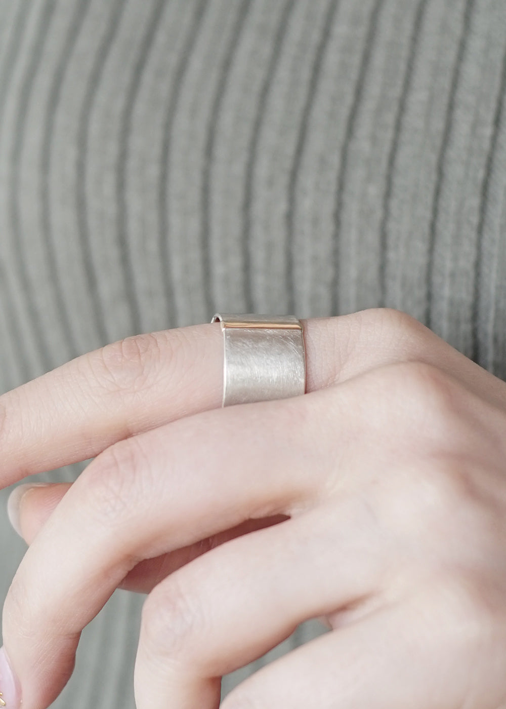 revie objects -〈SIDE〉straight line ring - thick リング