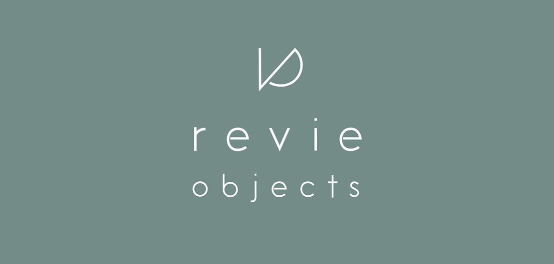 revie objectsのブランドロゴ