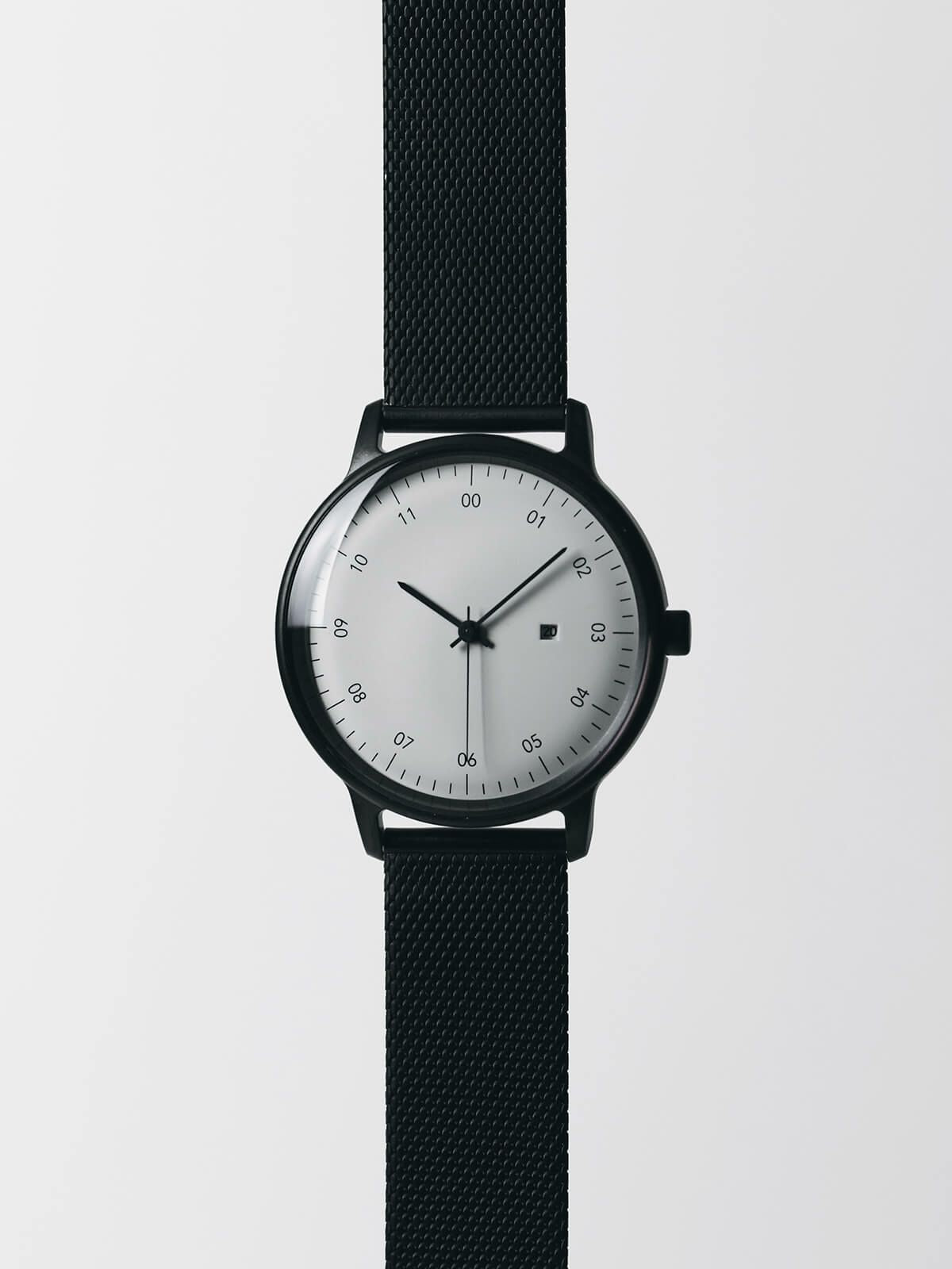 sazare SK01［No.01.04.00ME / SS BLACK HONING FINISH / WHITE DIAL / BLACK MESH］腕時計