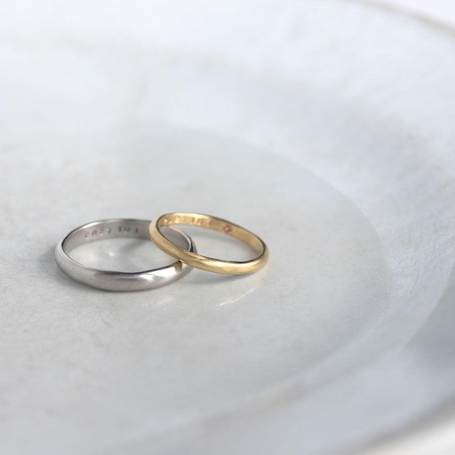 BRIDAL RING［朝やけ プレーン Pt900/Pt900］結婚指輪