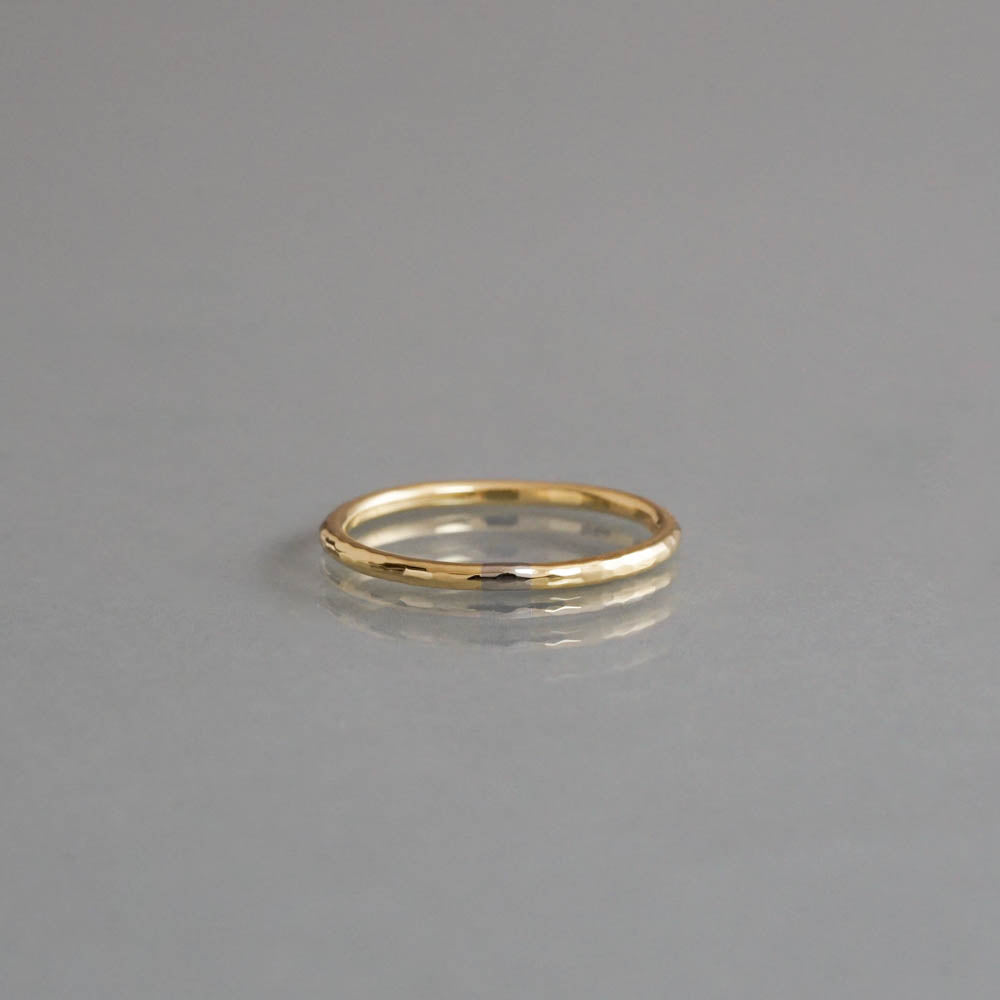 su［002 HAMMERED 結婚指輪］