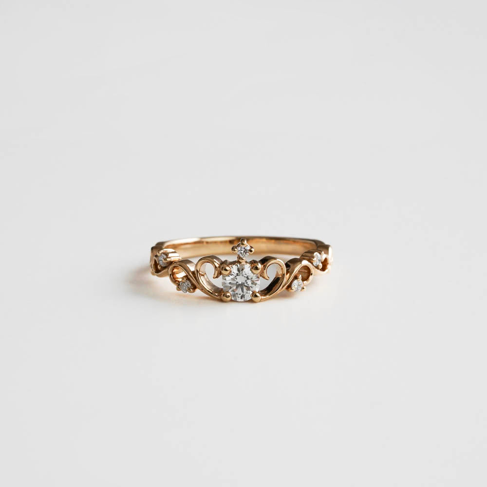 FRAU KOBE BRIDAL RING［Lady Tiara-French Style］婚約指輪