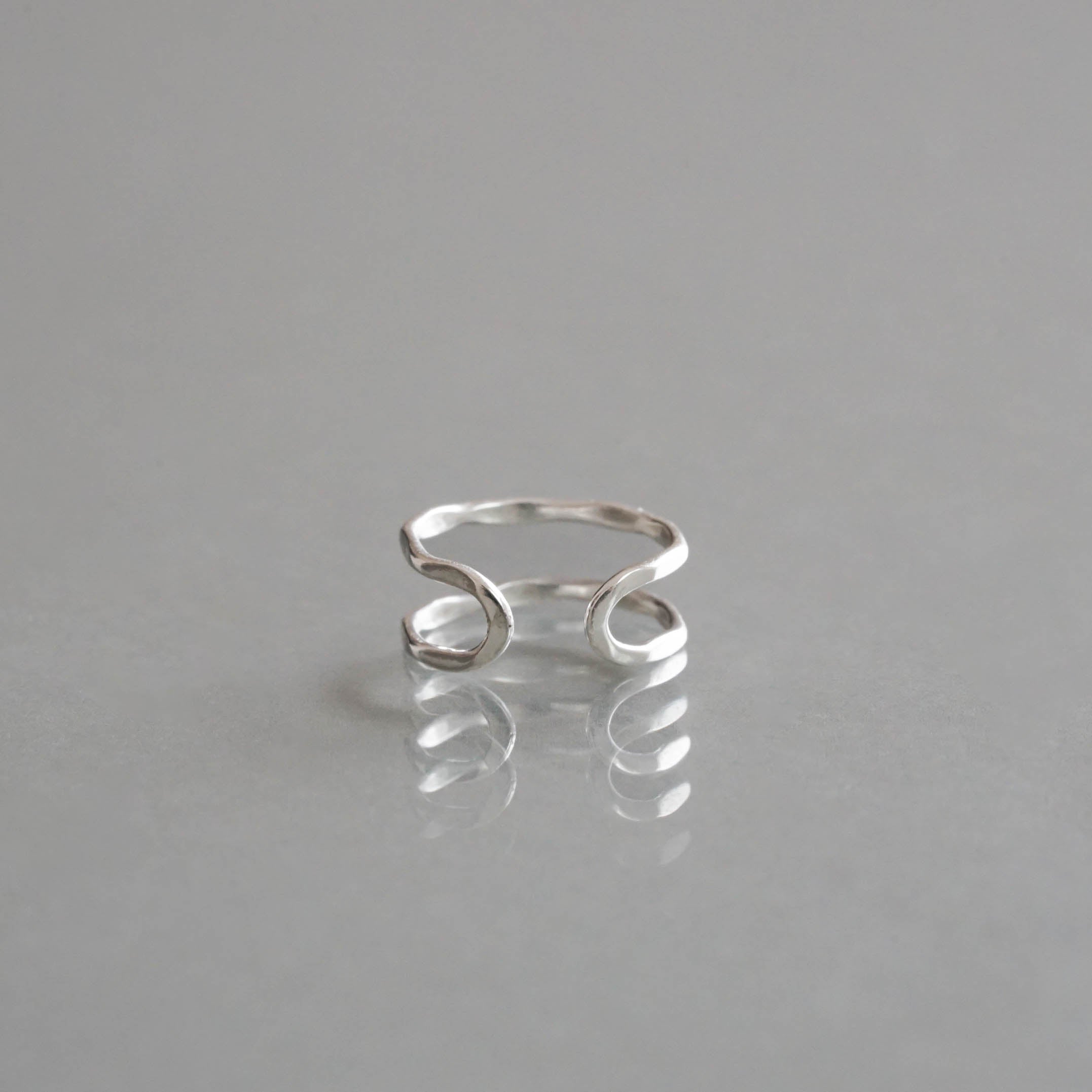 SOURCE objects - Silver Double Bar Ear Cuff［MJM1-226 SV］イヤカフ