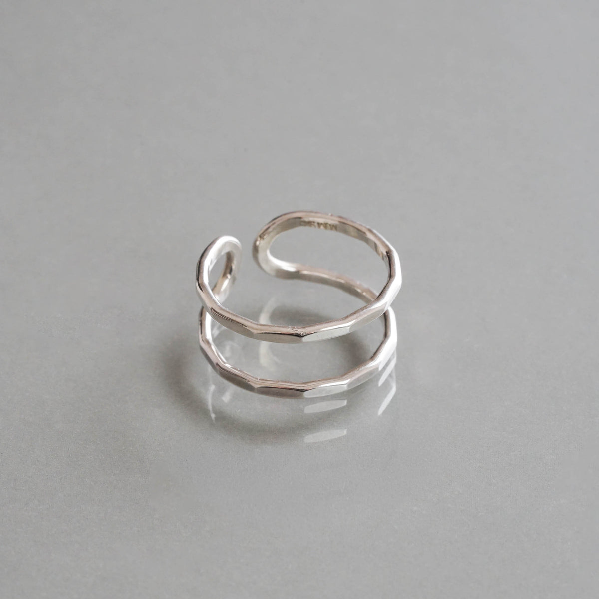SOURCE objects：Silver Double Open Back Ring MJM1-112