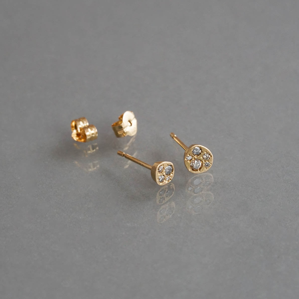 Atelier d'antan - Round Chocolate Pierce［A024201AP013 K18］ピアス