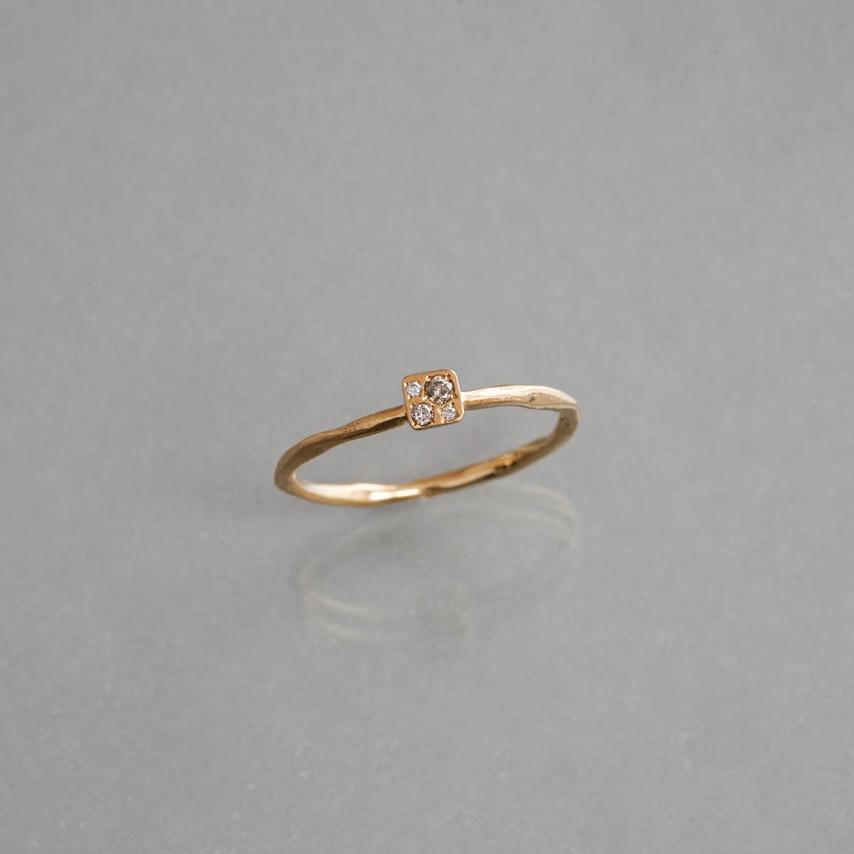 Atelier d'antan：Tiny Square Chocolate A024201AR001
