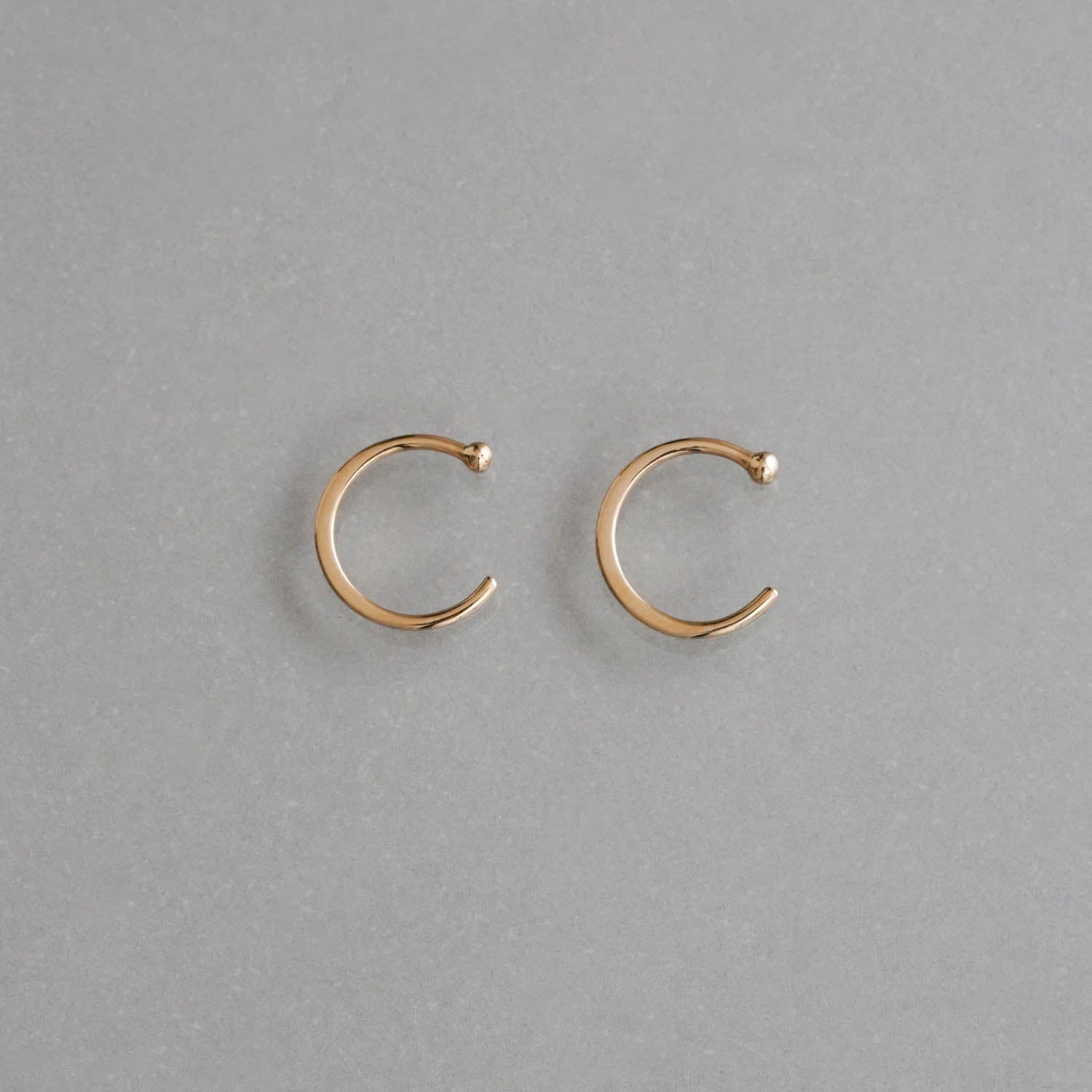 SOURCE objects - Hugger Earrings［MJM1-074 K14］ピアス