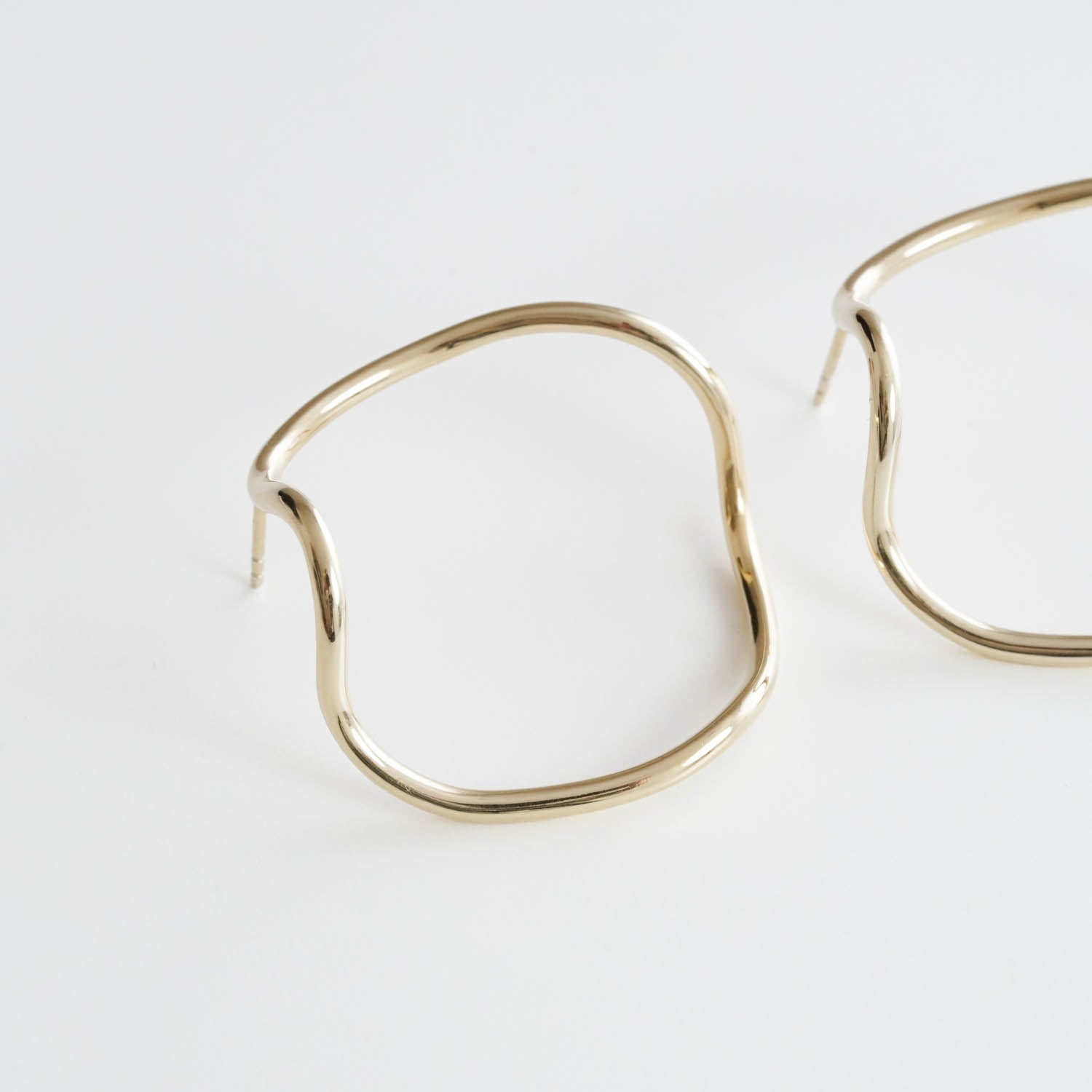 アサミフジカワ［1802013 Gold］ピアス