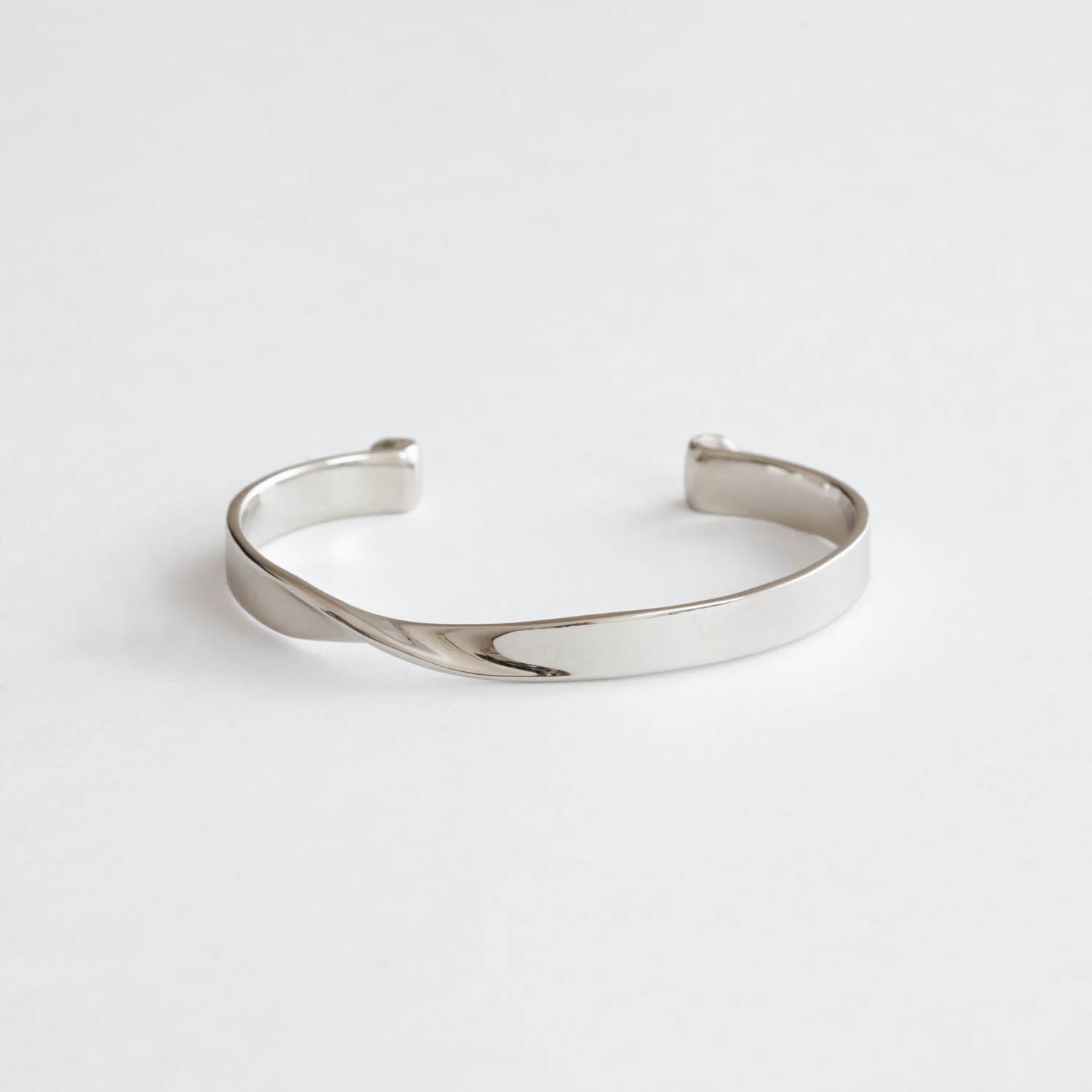 MATOW-Twist Bangle［mwtbss - Silver］バングル