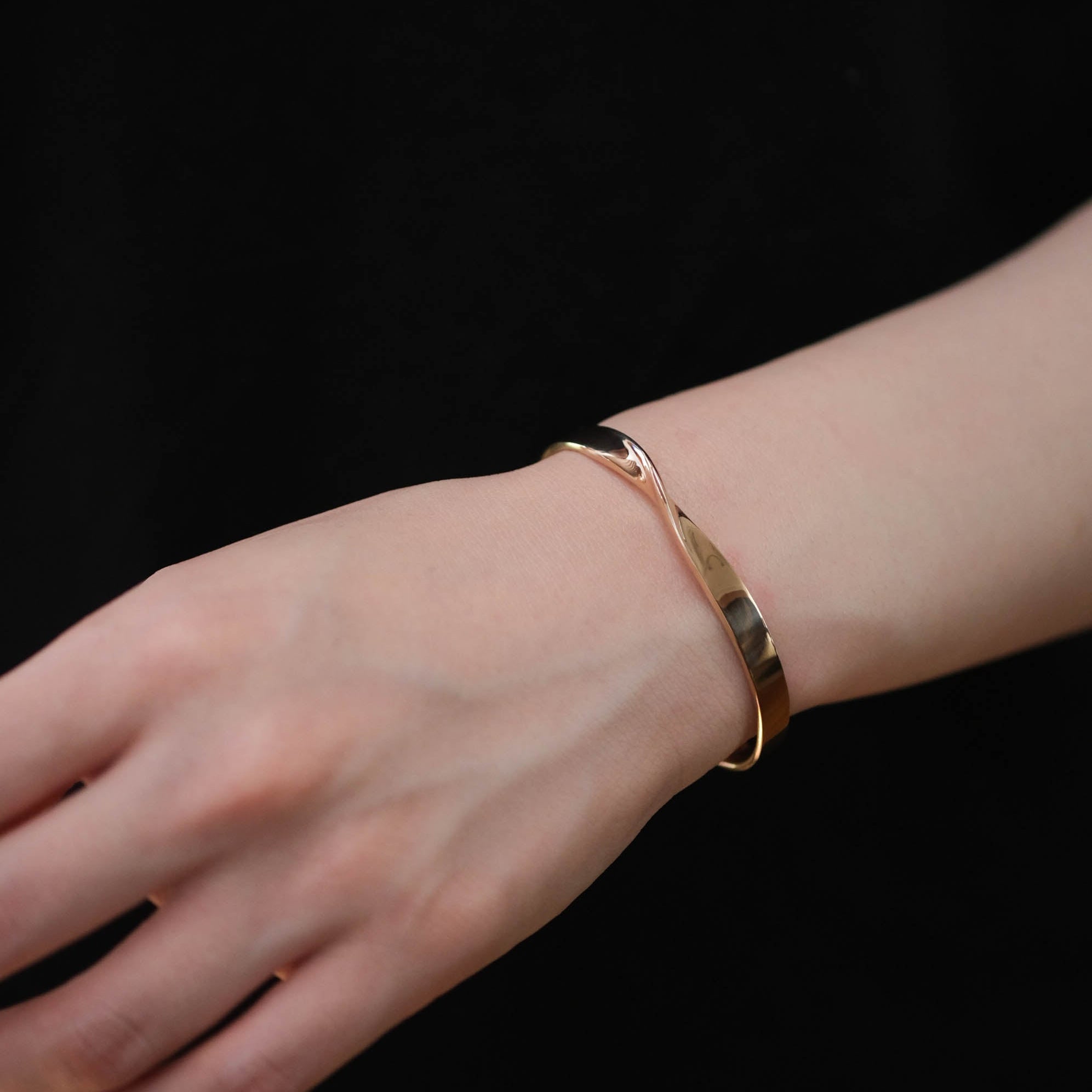 MATOW-Twist Bangle［mwtbrg - Rose Gold］バングル