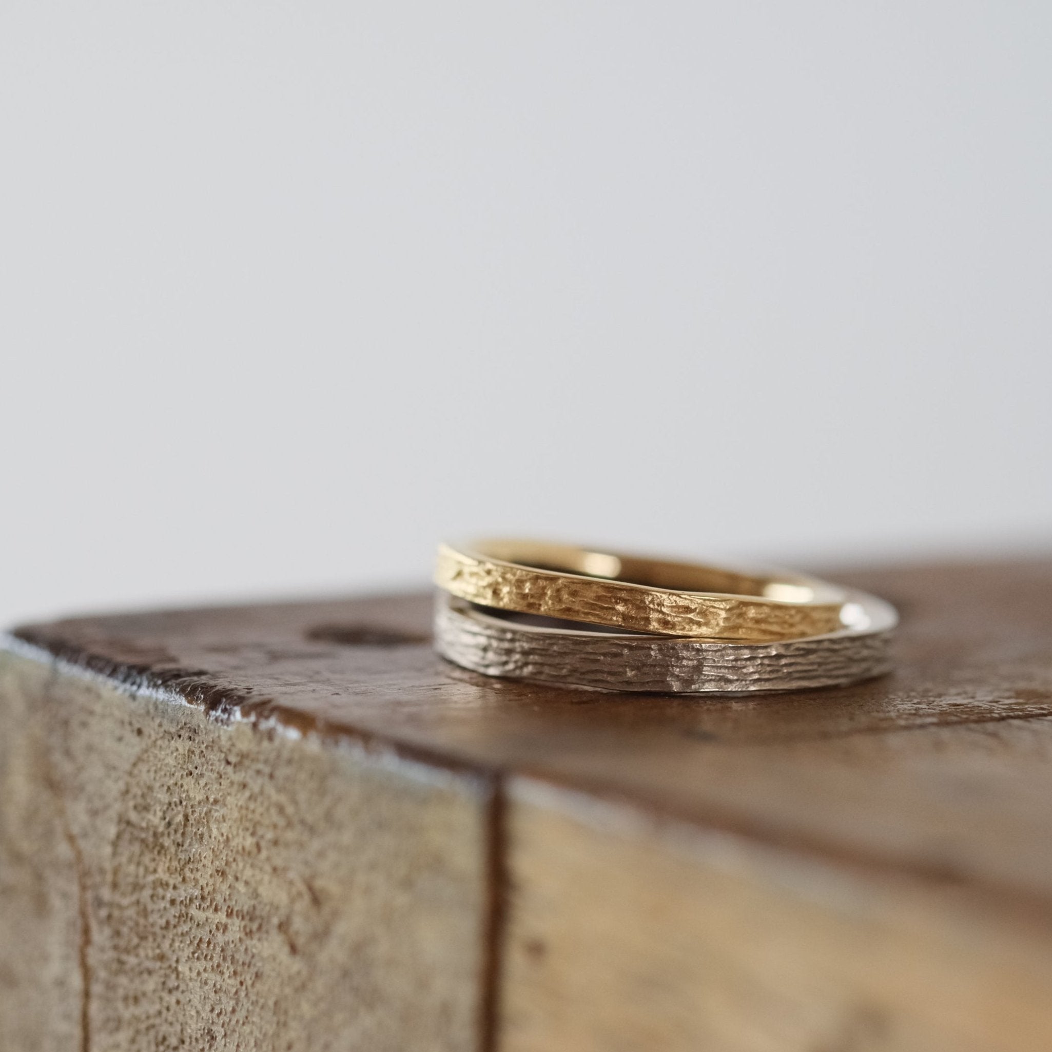 k18 リング　りんご　ゆらゆら sowi：ゆらゆら スリム Pt900/K18YG 結婚指輪