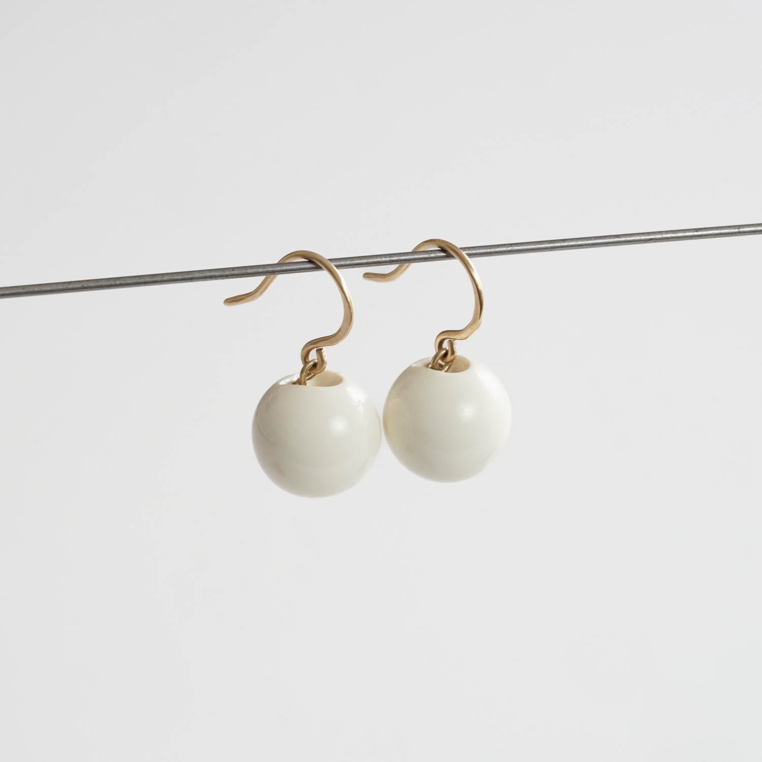 Toile-Deadstock Beads Hook［A302192AP129］ピアス