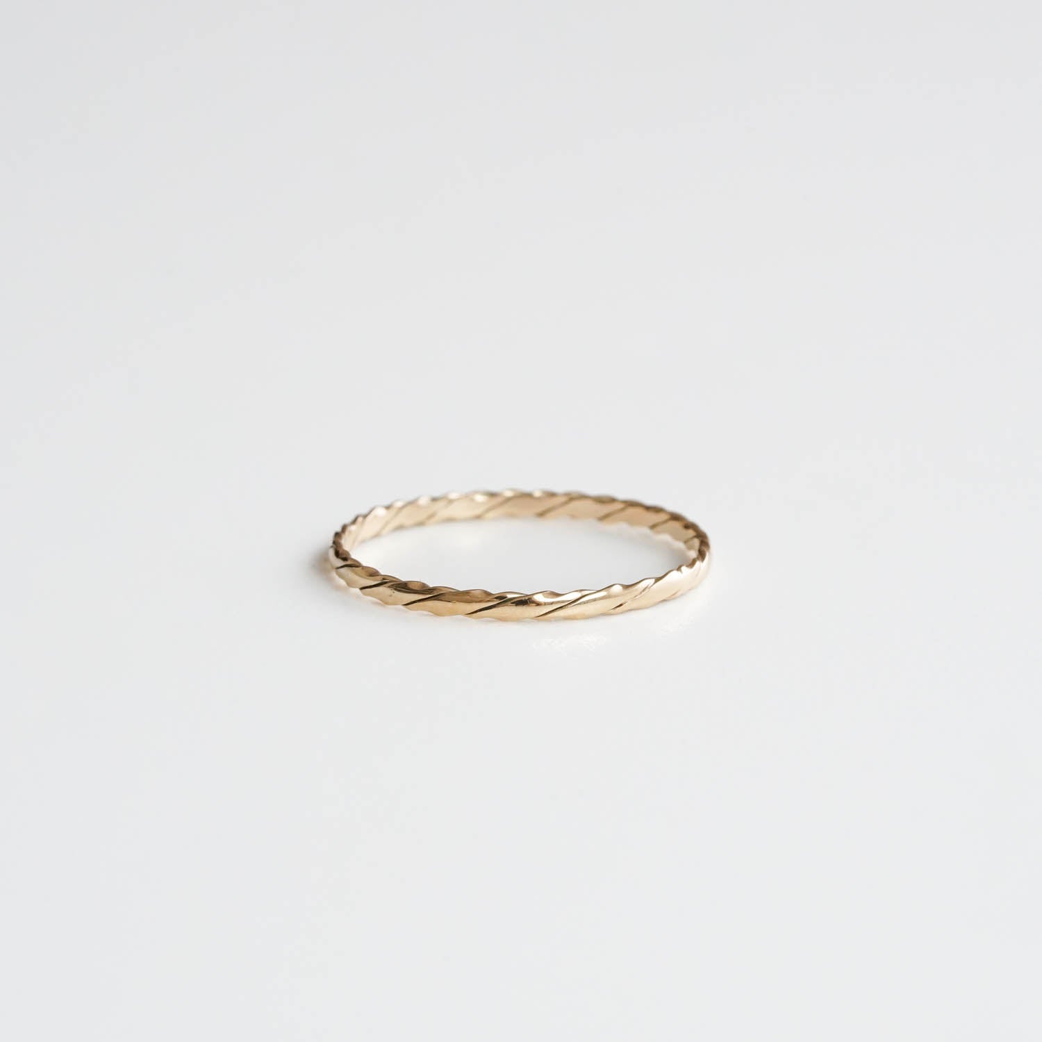 Toile-Twist  Ring［A301212AR246 K10YG］リング