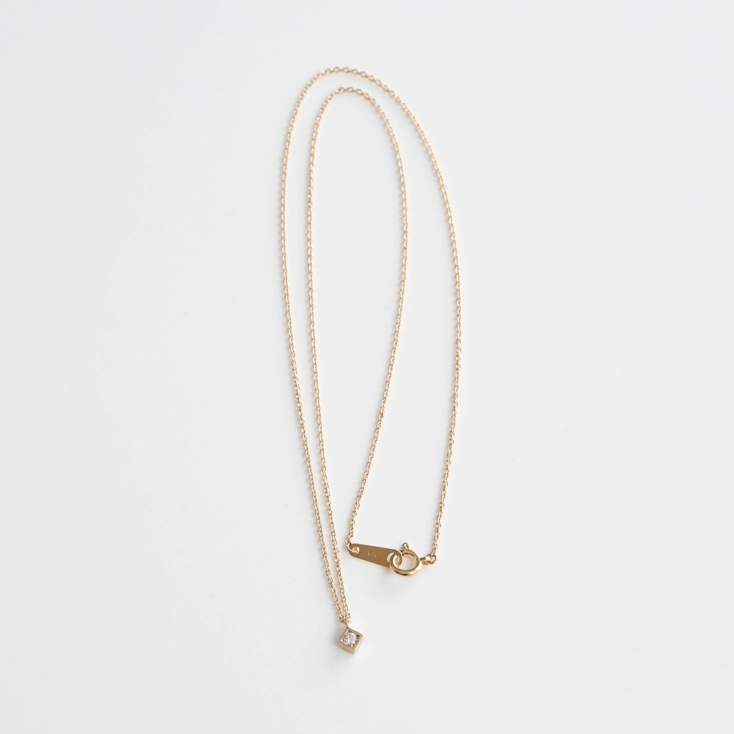 Toile - Square Dia Necklace［A301202AN212 K10 Diamond］