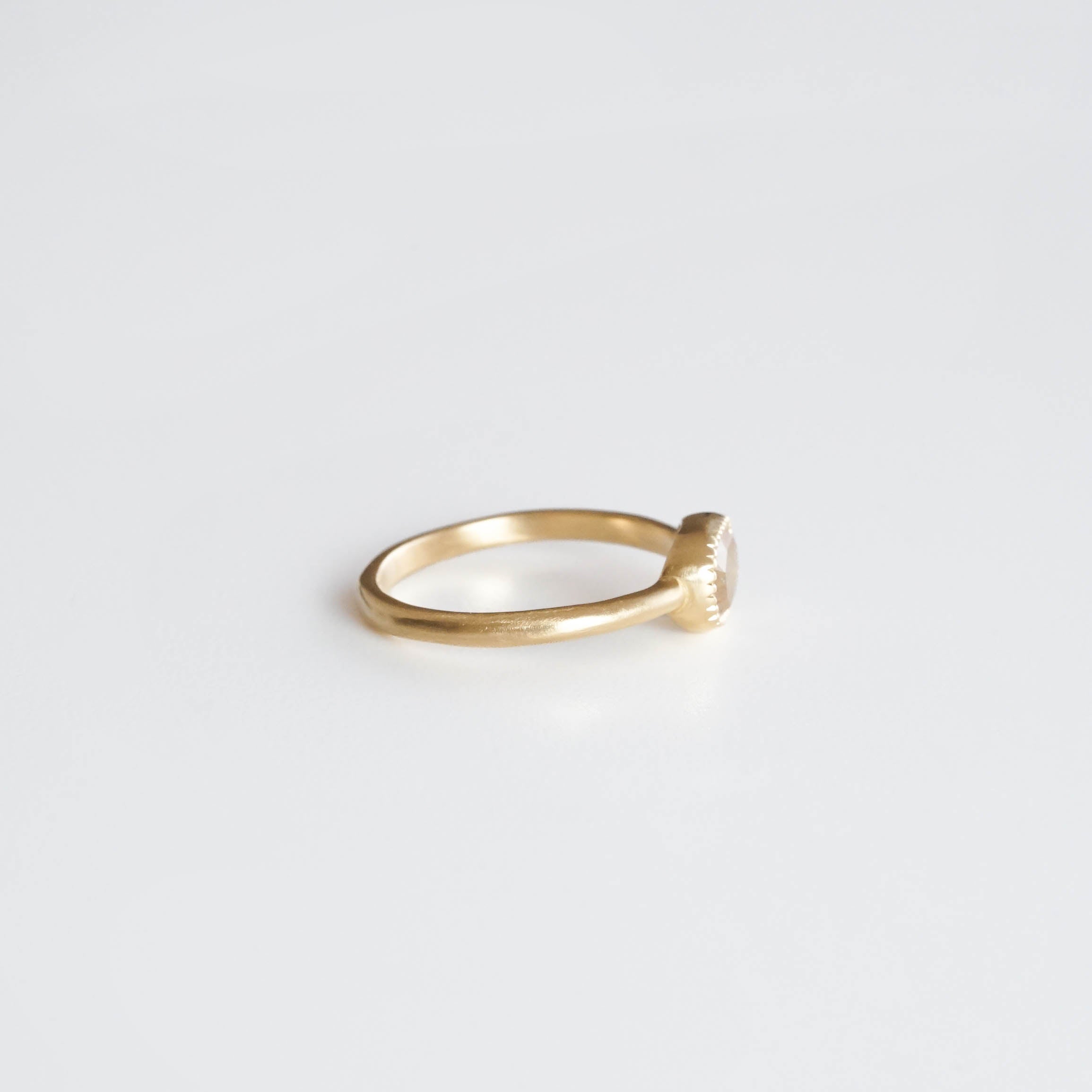 atelier plow［Rosecut Diamond Ring - 婚約指輪］