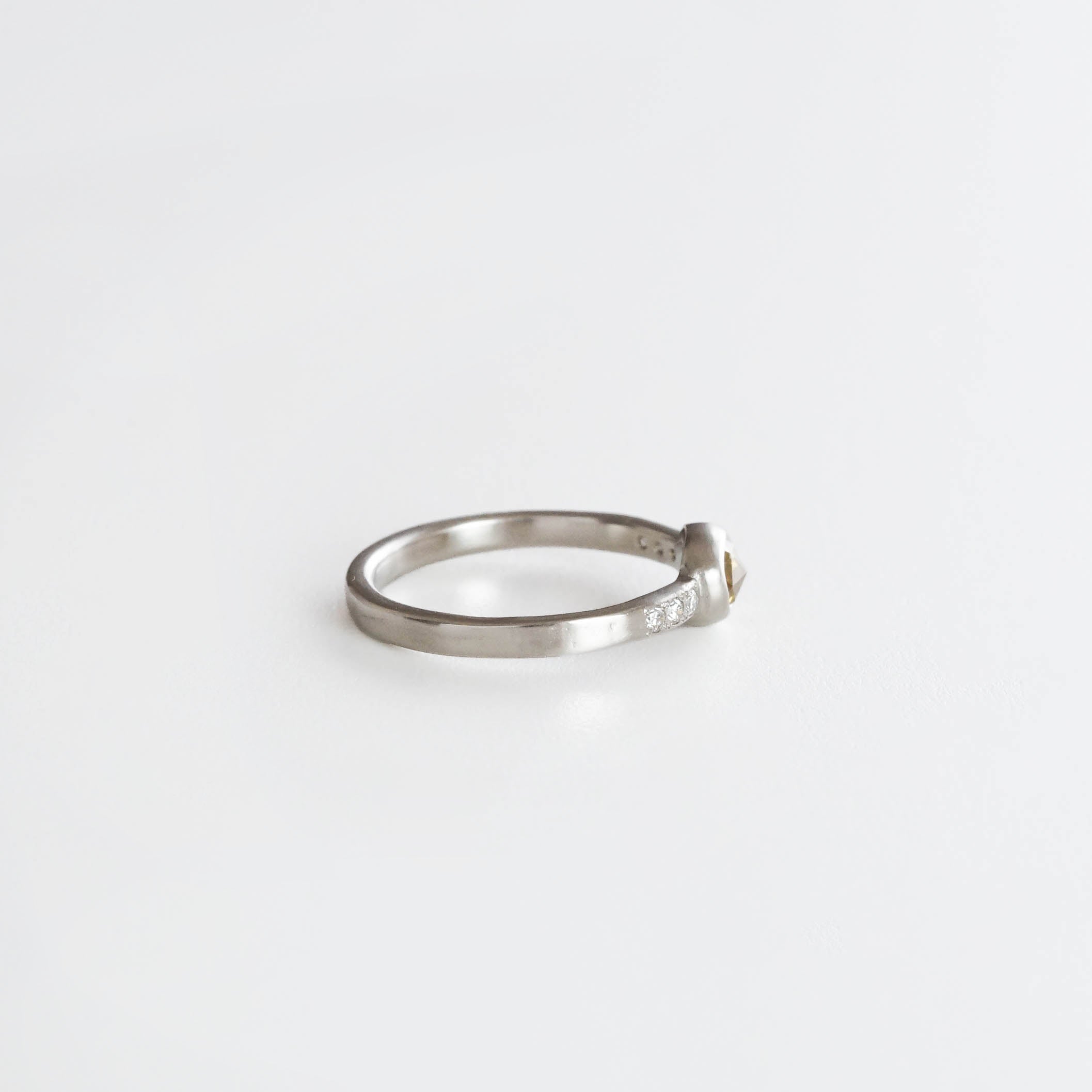 atelier plow［Rosecut Diamond Ring - 婚約指輪］