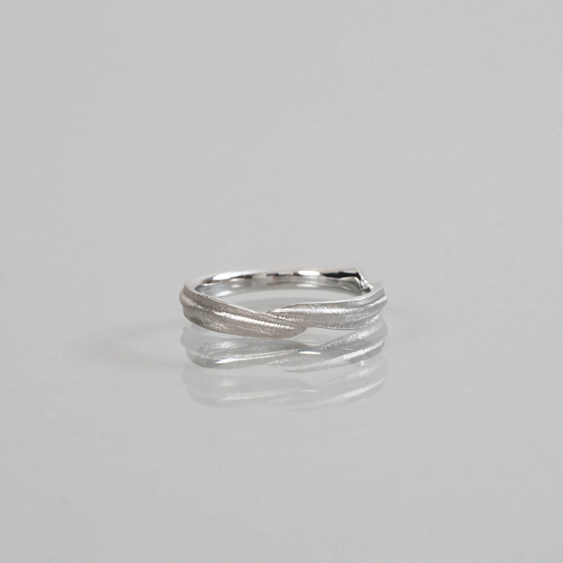 Ryui-BRIDAL RING［Eucalyptus K18YG/Pt900］結婚指輪