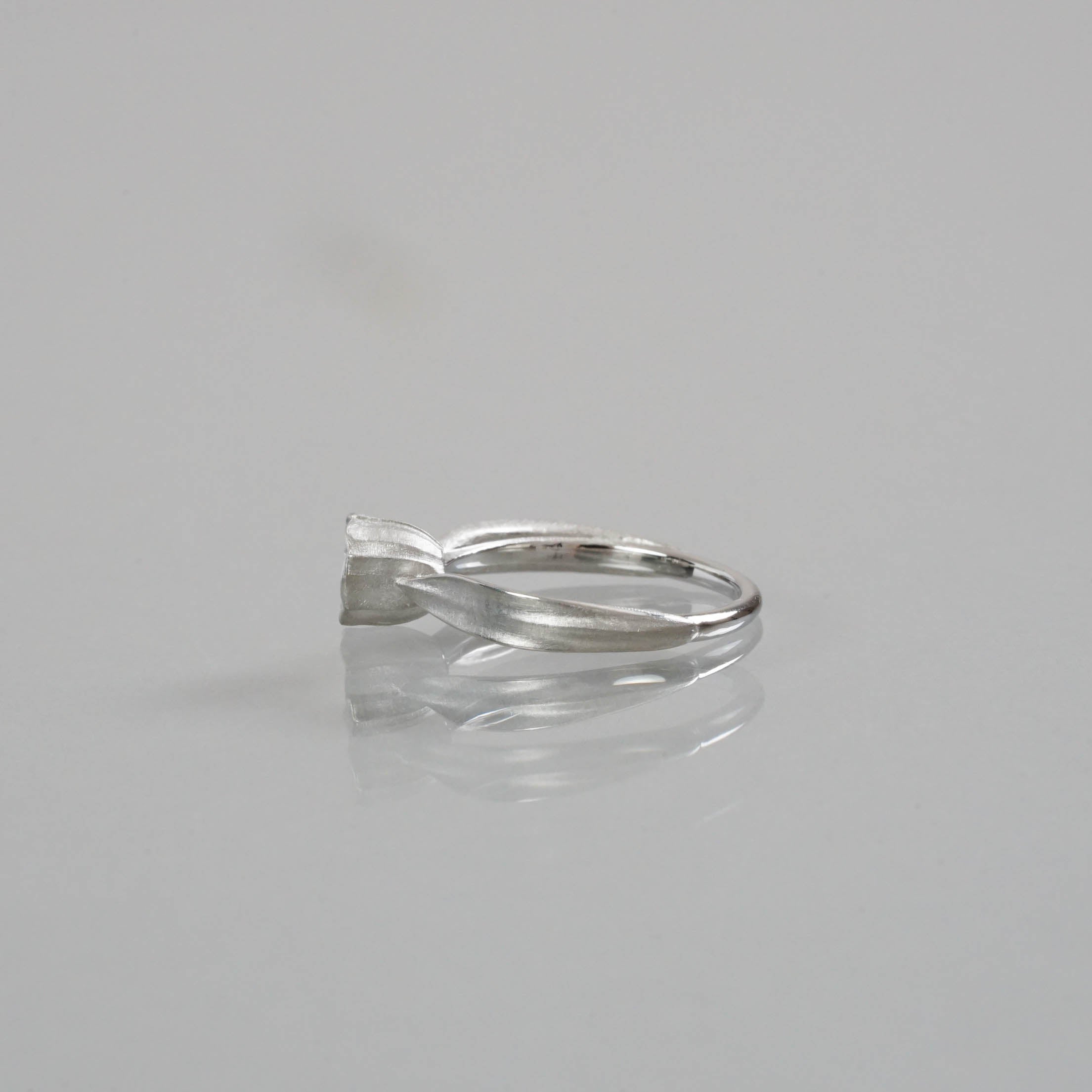 Ryui-BRIDAL RING［Tulip Pt900］婚約指輪