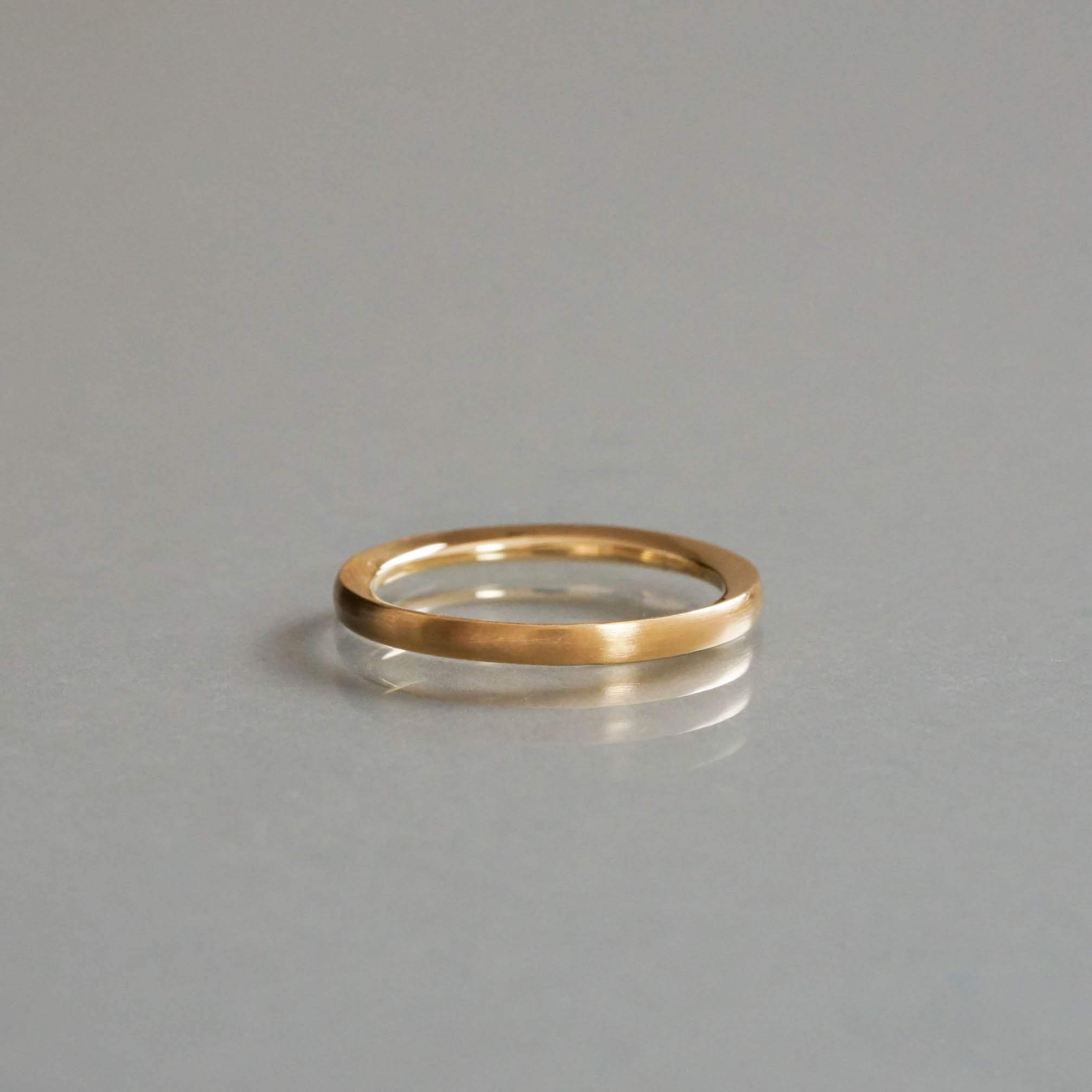 KANOE - BRIDAL RING［Flaot K18YG/K18YG］結婚指輪（ペア）