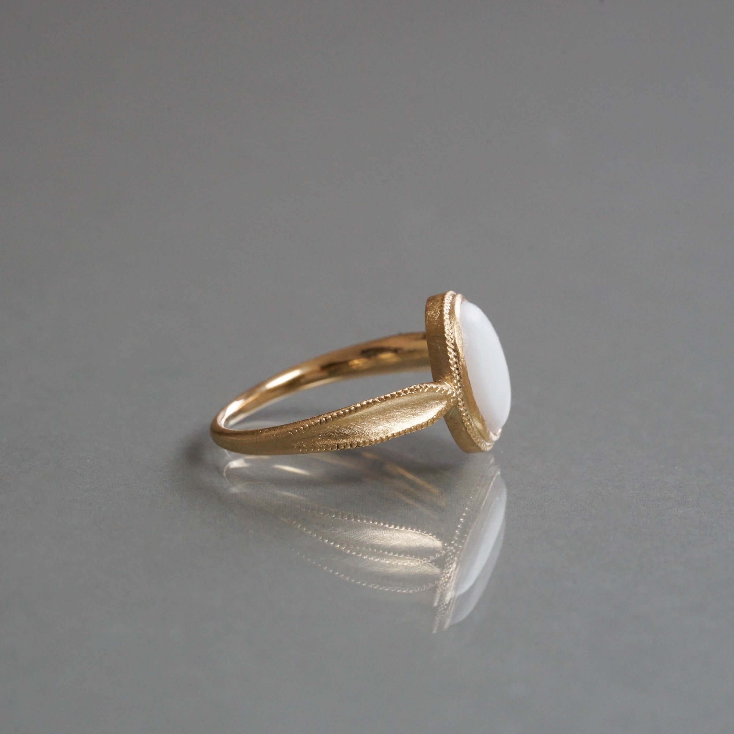 Atelier d'antan - Oval Shell Ring［A023212AR035 K18］リング
