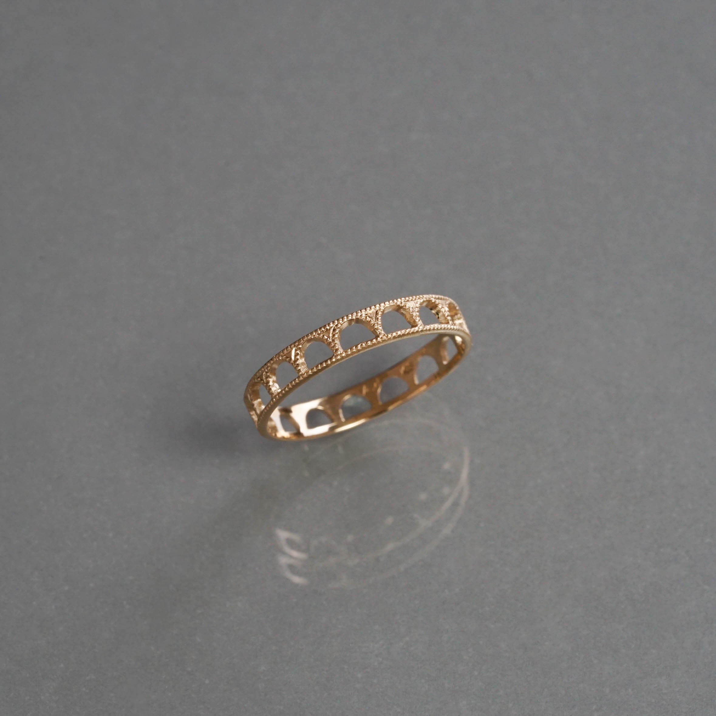 Atelier d'antan - Engraved Arch Ring［A023242AR070 K18］リング
