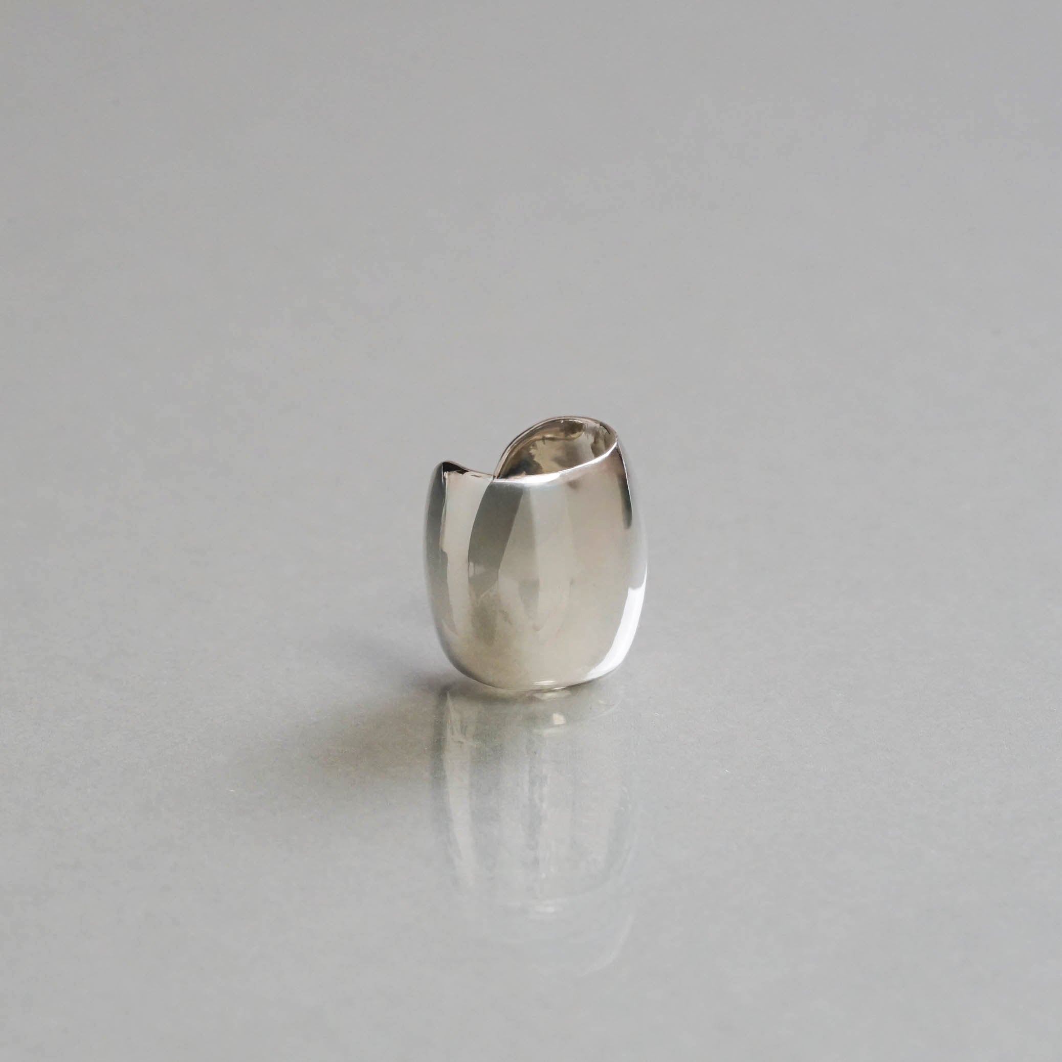 Atelier d'antan-Round Ear Cuff［A031252AP013 Silver］イヤーカフ