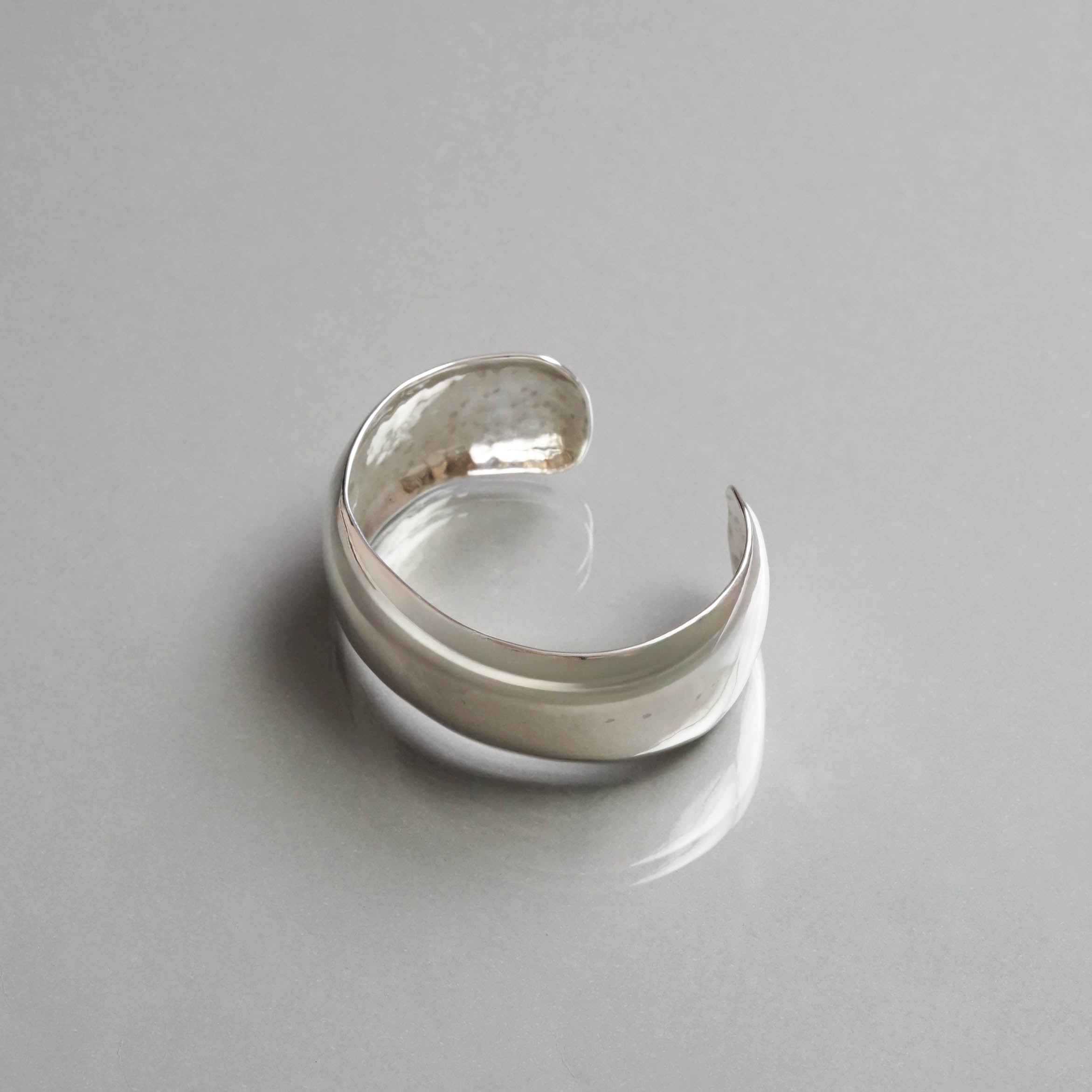 Atelier d'antan-20 Round Bangle［A031252AB005 Silver］バングル