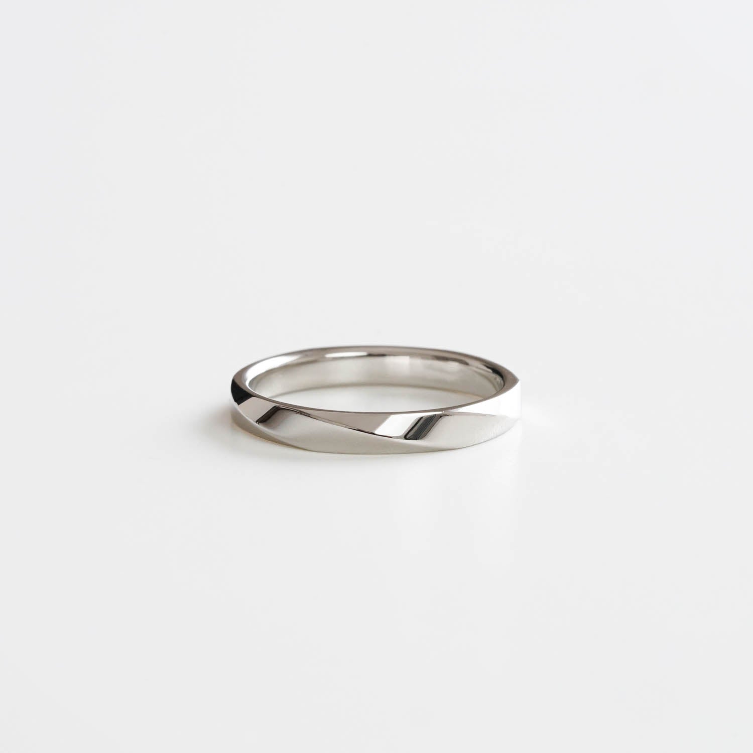 I-PRIMO［フォルトゥーナ - 結婚指輪］