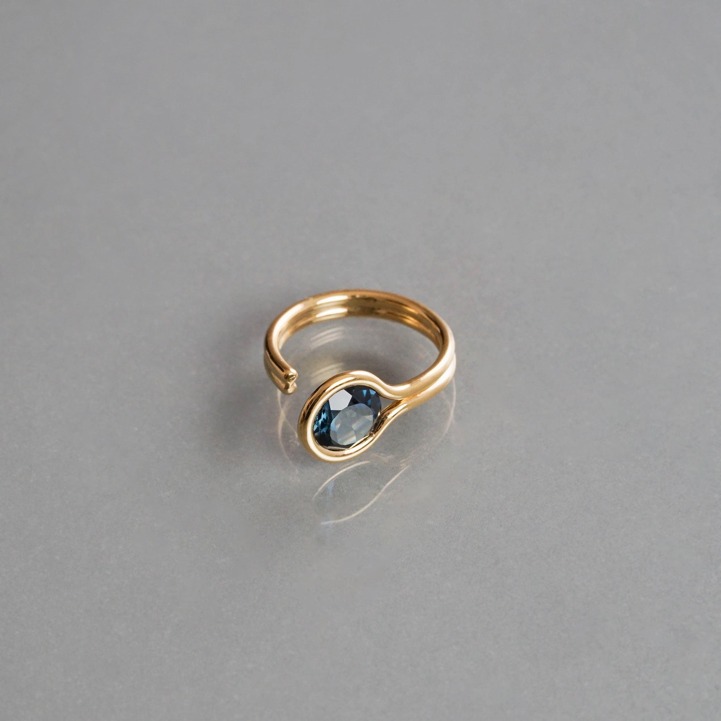 januka-ROUND EAR CUFF Blue Topaz［SV/K18GP］イヤーカフ