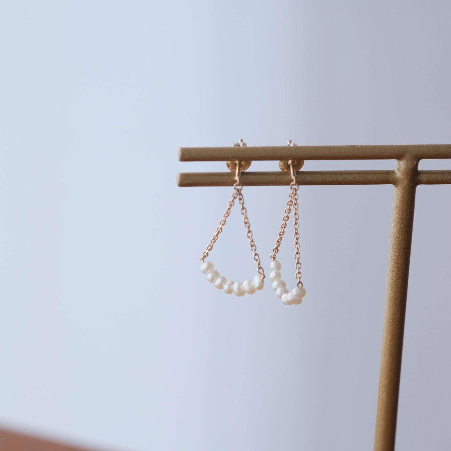 Round Pearl Chain Pierce［A301232AP283 K10］ピアス