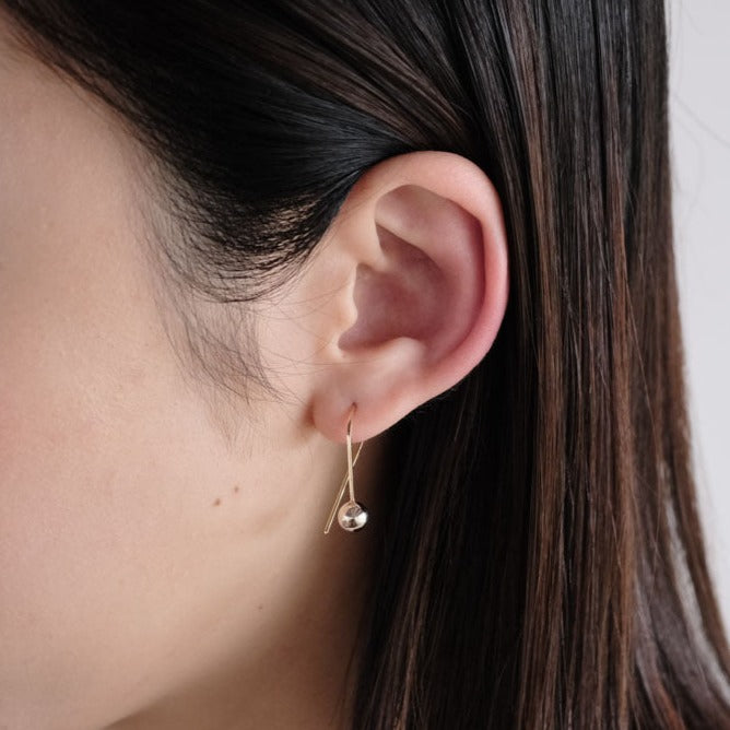 FLOW dot earring 3［FL2-08 Silver］ピアス