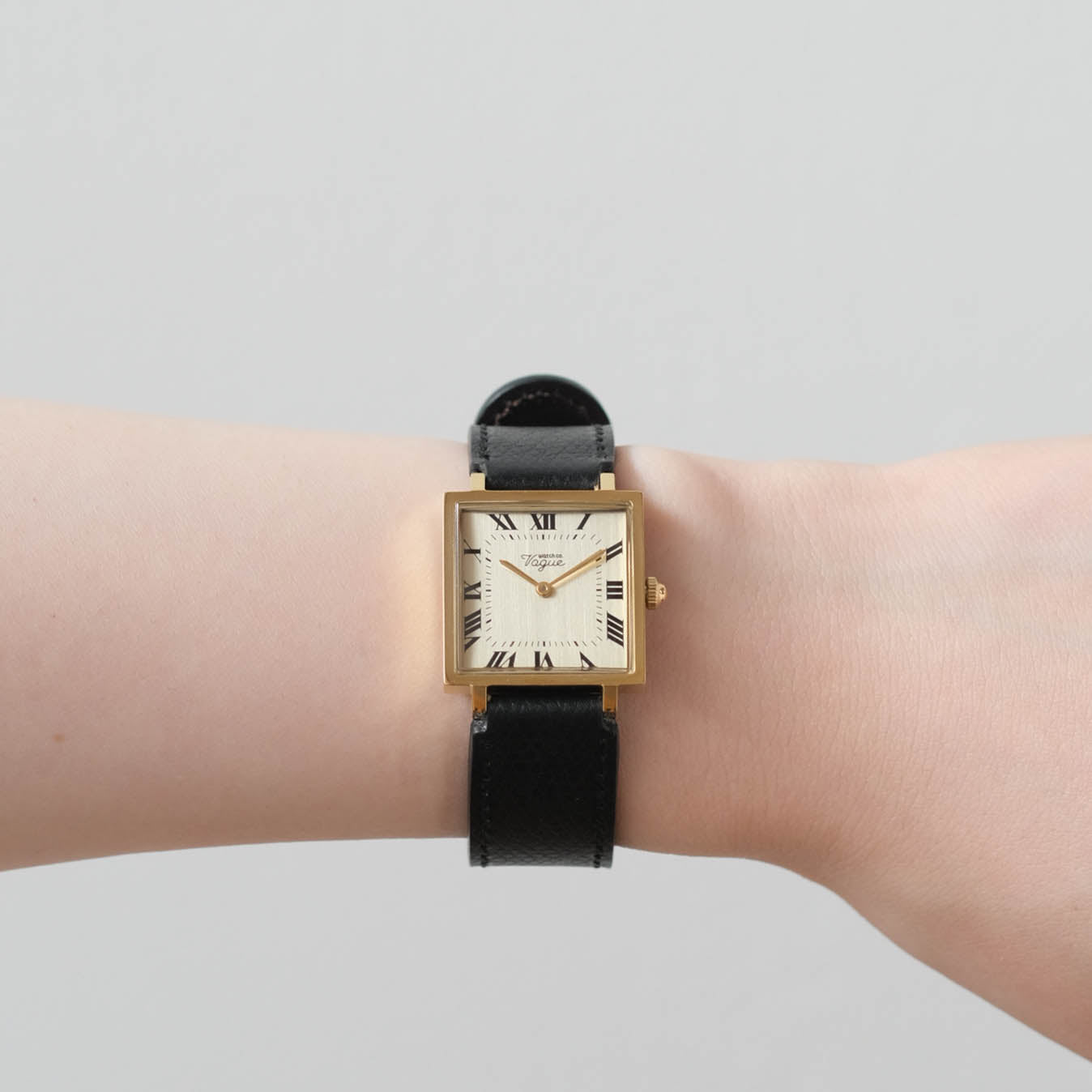 VAGUE WATCH：CARRE Pièce - BLACK