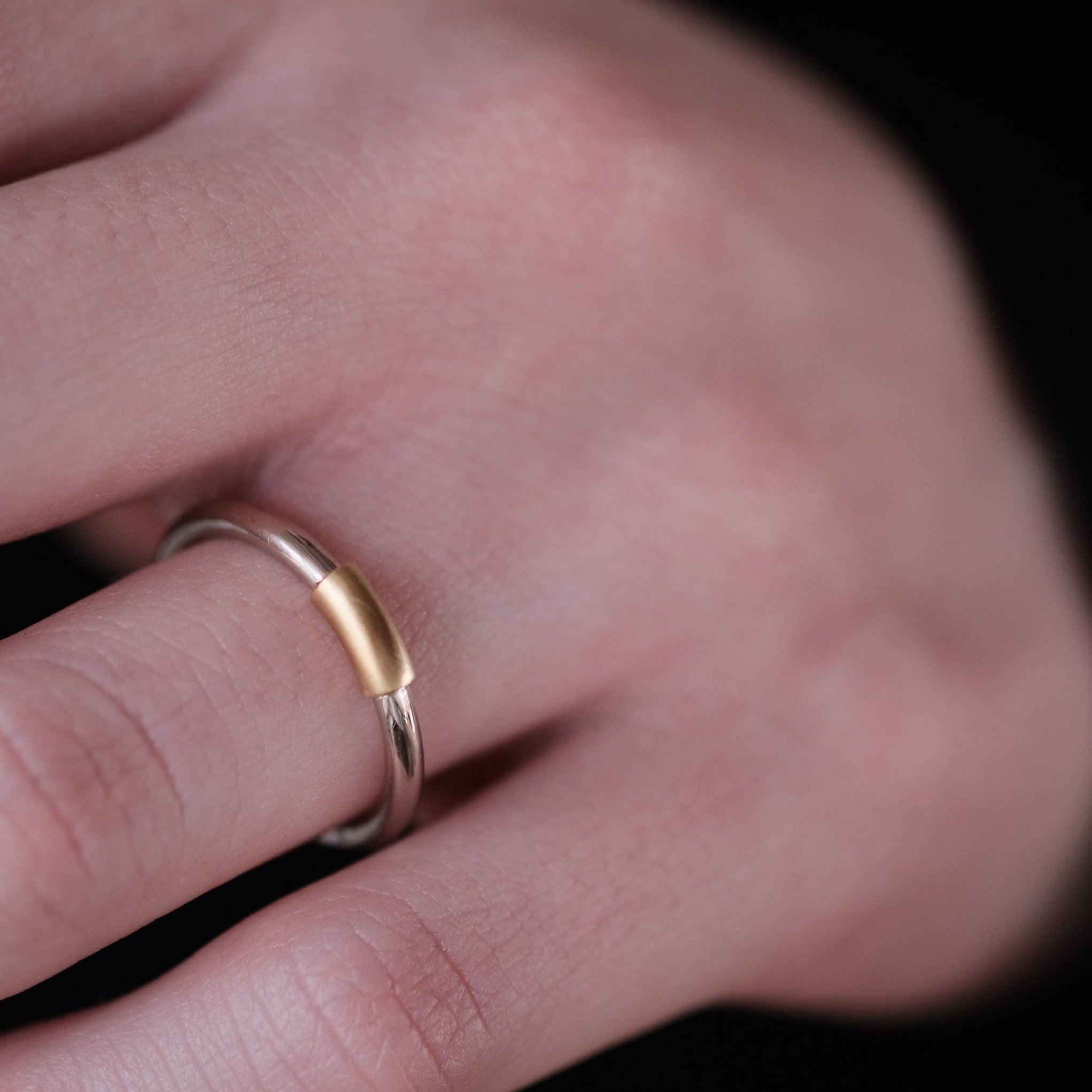 BRIDAL RING［001 PLAIN - K18WG×K18YG］結婚指輪（ペア）