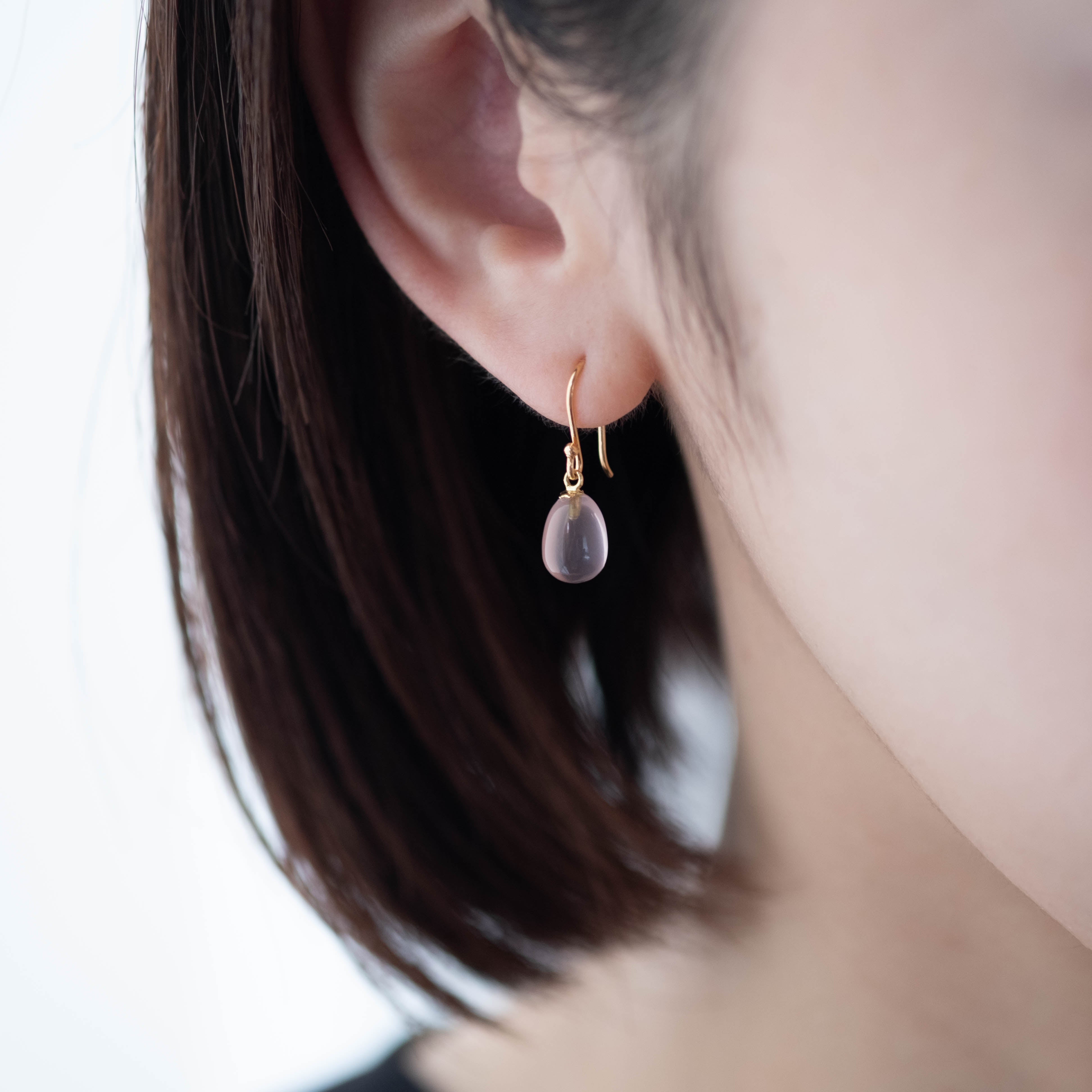 SOURCE objects - Small Egg Earrings ローズクォーツ［SJ1P-019 K18］ピアス