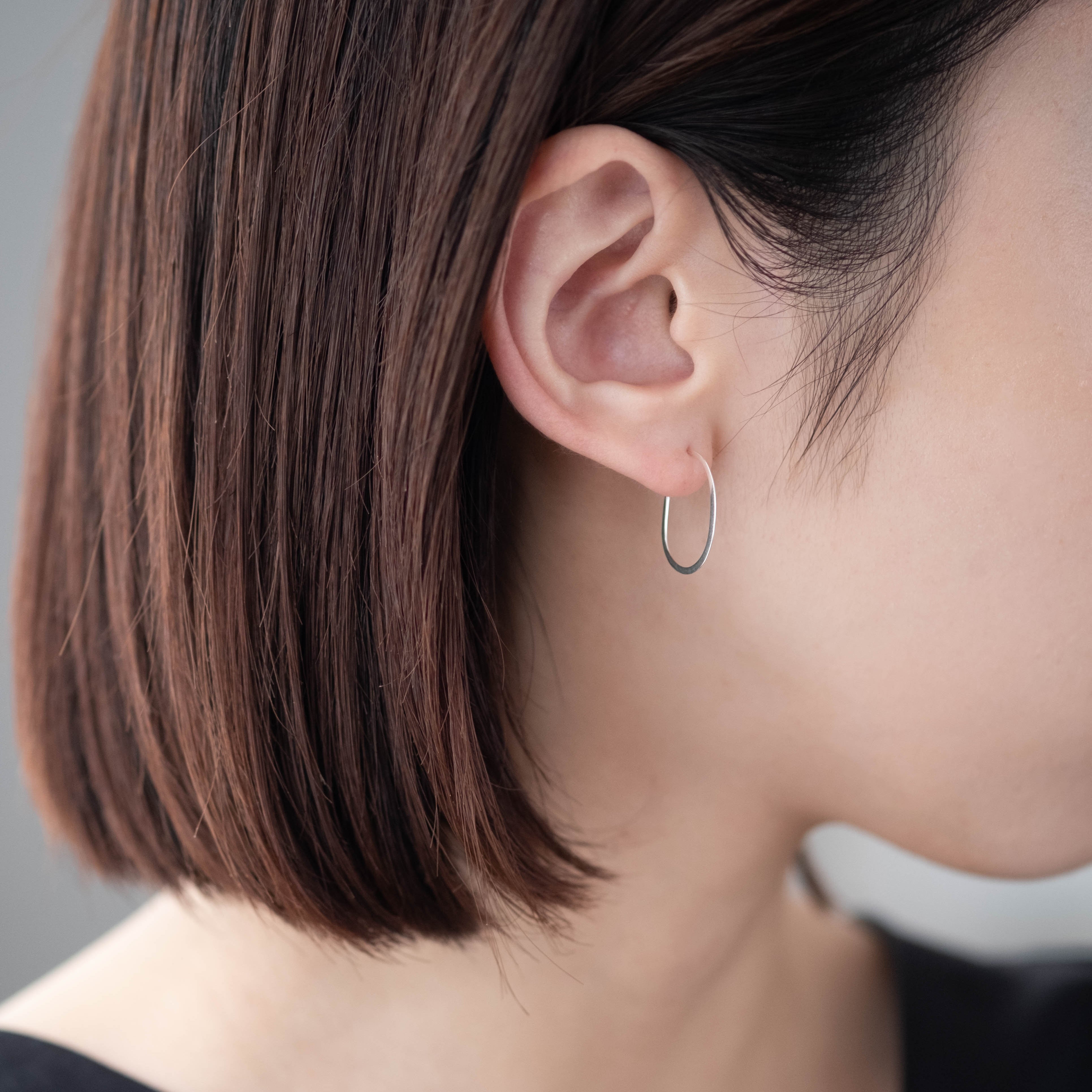 SOURCE objects - Silver Small Oval Hoops［MJM1-005S SV］ピアス
