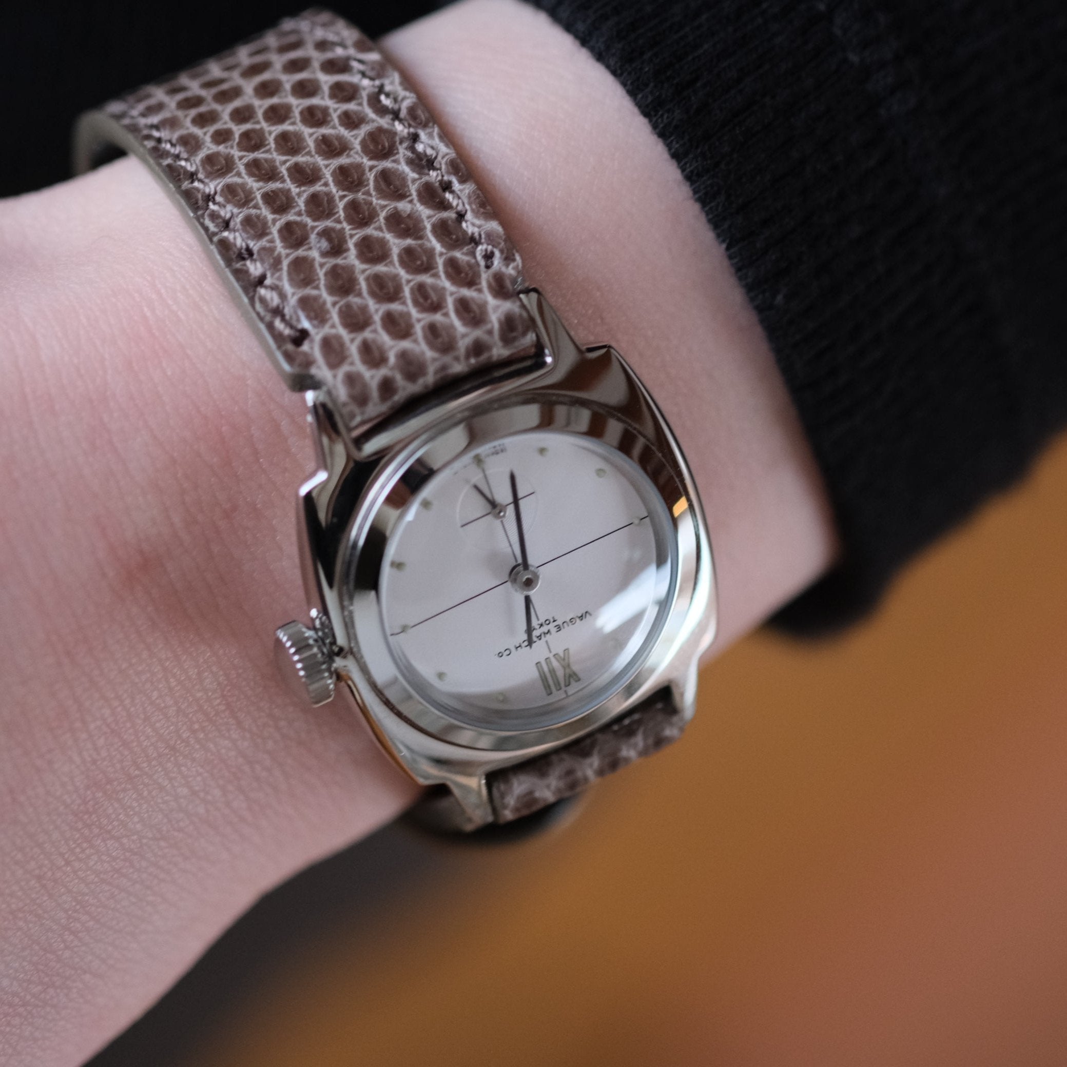 VAGUE WATCH Co. COUSSIN SOPHITE DRESS LIZARD［SILVER］腕時計