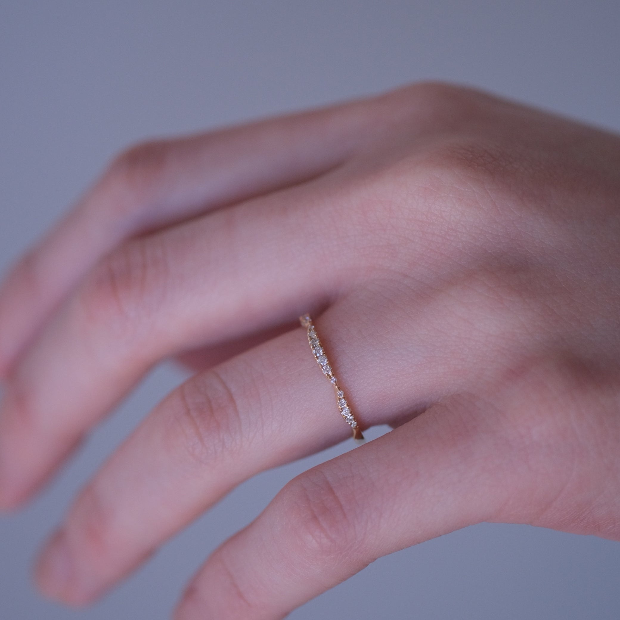 スタージュエリー　マイクロセッティングハーフエタニティリング HALF ETERNITY RING(2ZR1580)K18 リング｜スタージュエリー公式