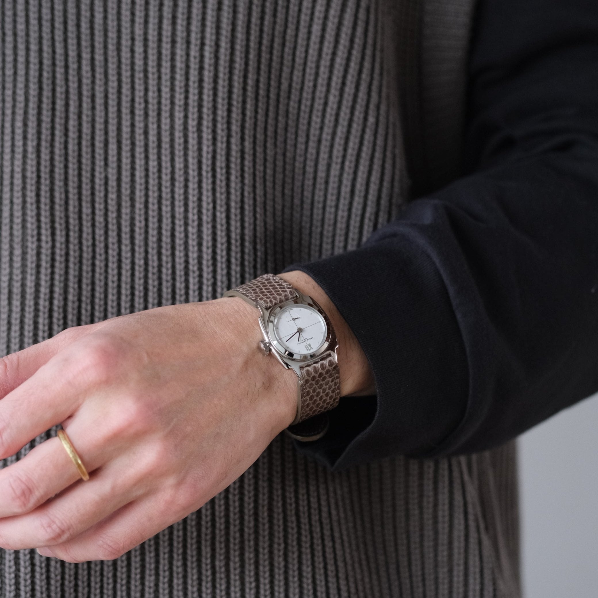 VAGUE WATCH：COUSSIN SOPHITE DRESS LIZARD - SILVER