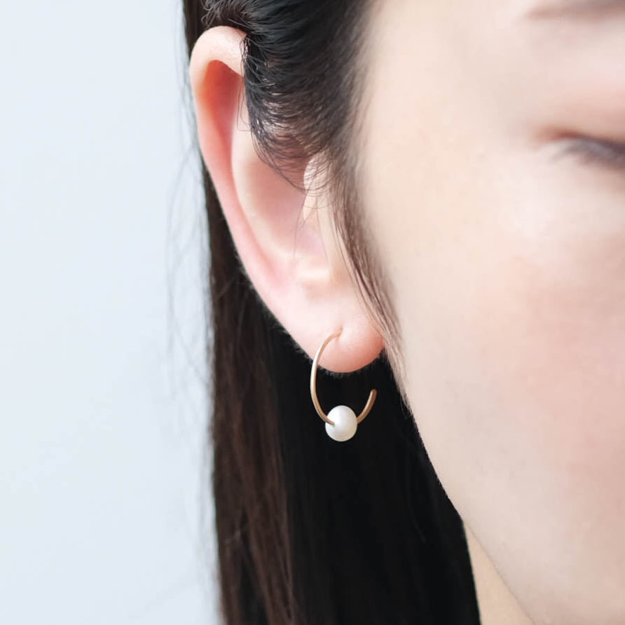 Toile - Round Pearl Pierce［ A301261AP343 K10 ］ピアス