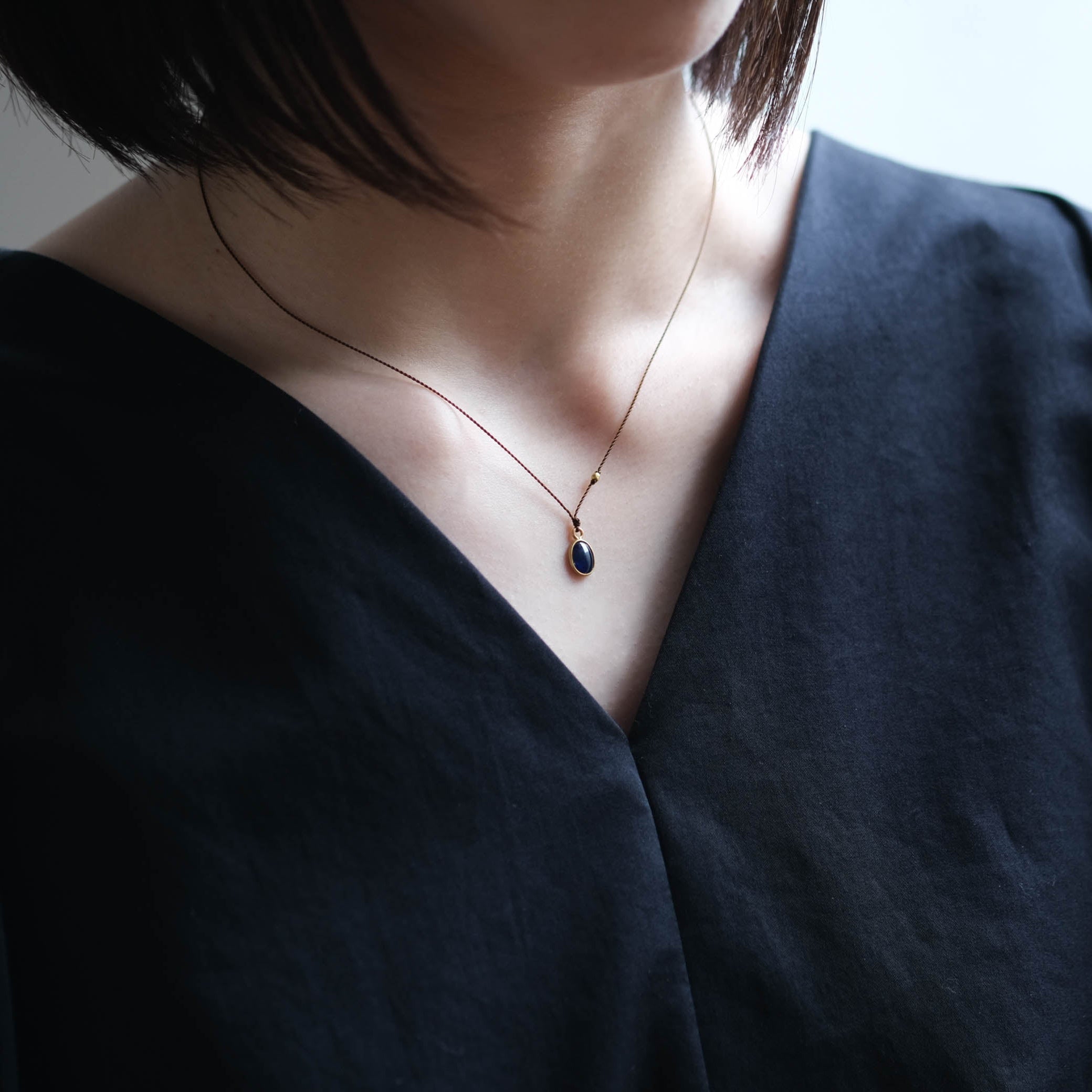 SOURCE objects - Enclosed Stone Necklace サファイア［Colored Stone K18］ネックレス