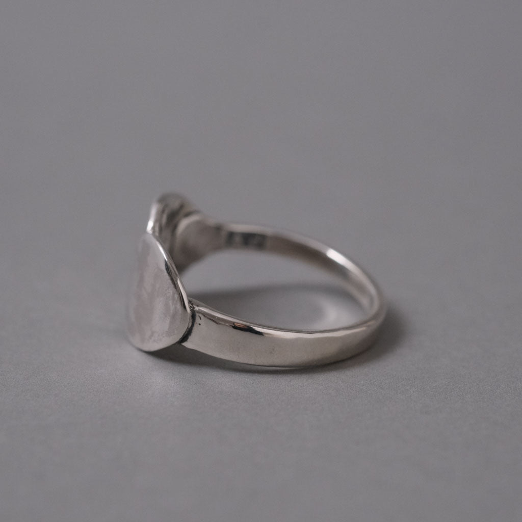 Revivre by Atelier d'antan : Puppy Spoon Ring A202232AR106