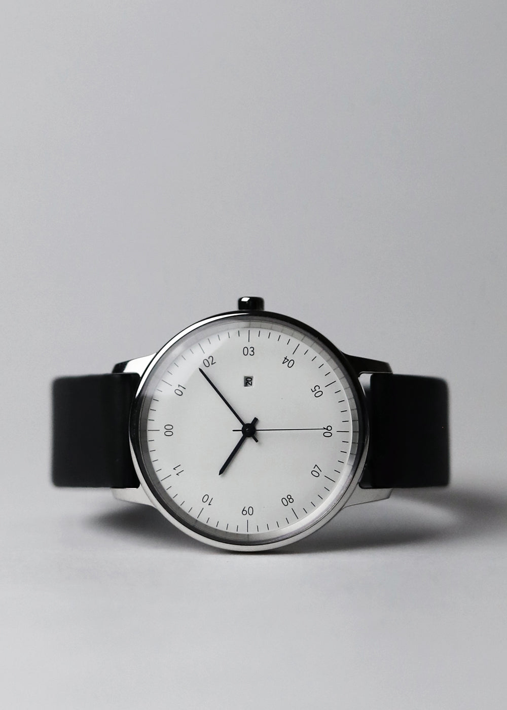 sazare SK01［No.01.01.00 SS SILVER MIRROR FINISH / WHITE DIAL / BLACK SHEEP SKIN LETHER］腕時計