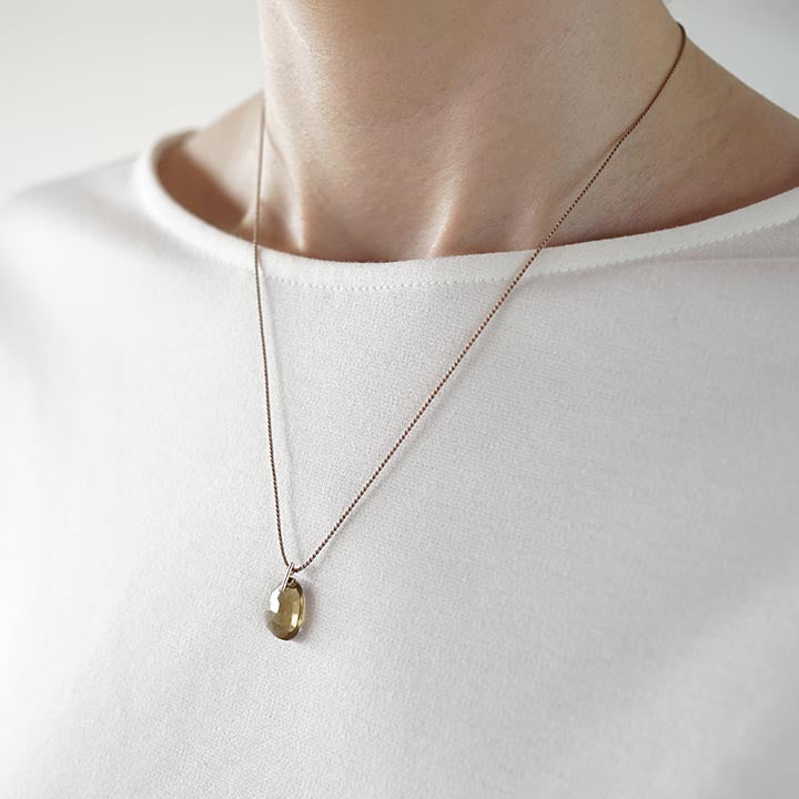 【別注】 su：スウ［ CANDY NECKLACE - ビアクォーツ ］ネックレス